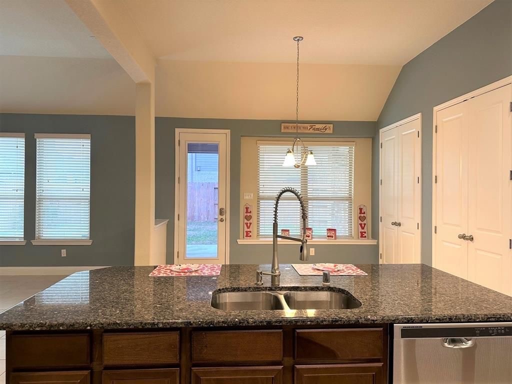 9631 Hideaway Green Drive Property Photo 36