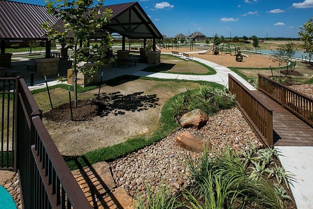 9631 Hideaway Green Drive Property Photo 45