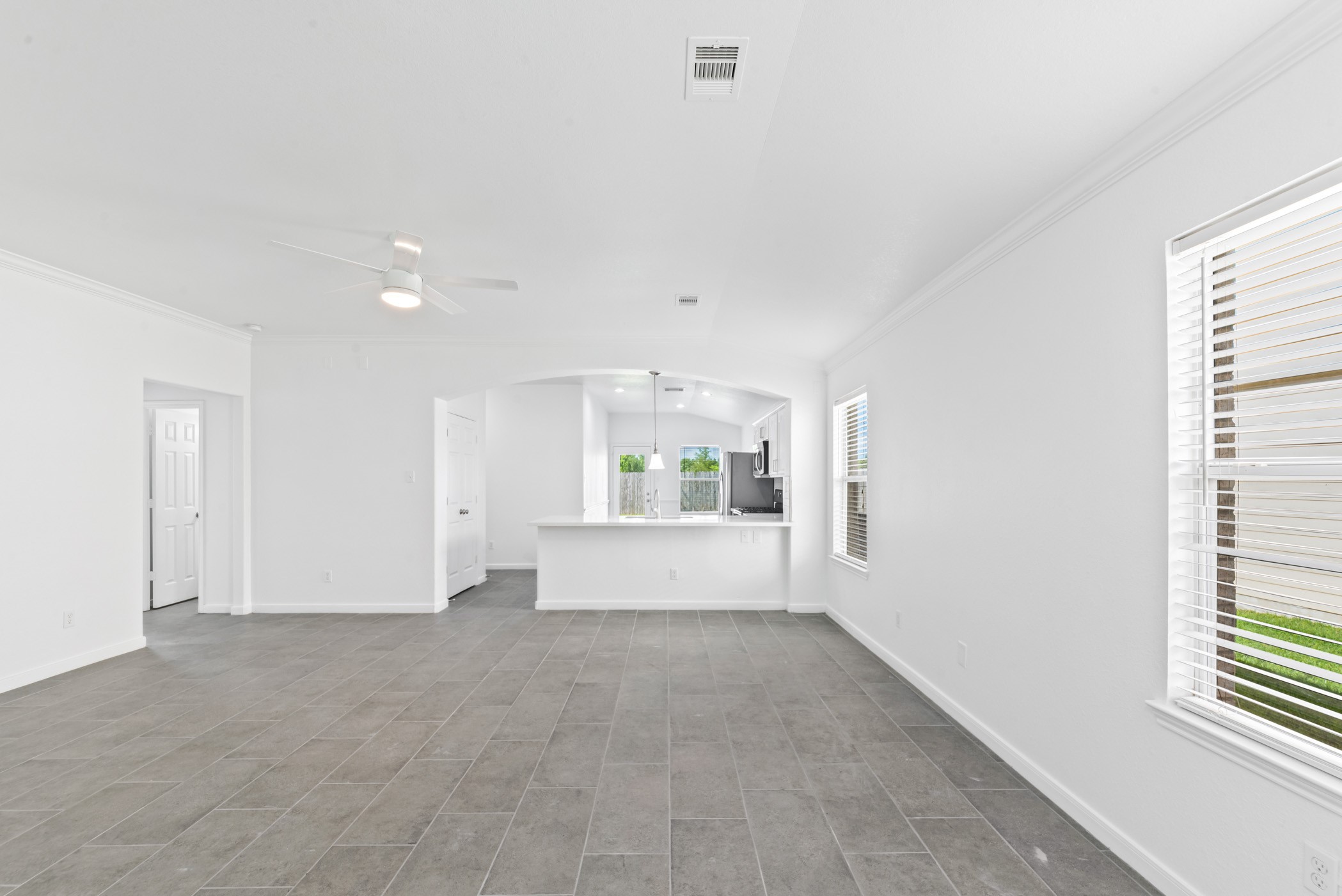 13112 Trail Manor Drive Property Photo 2