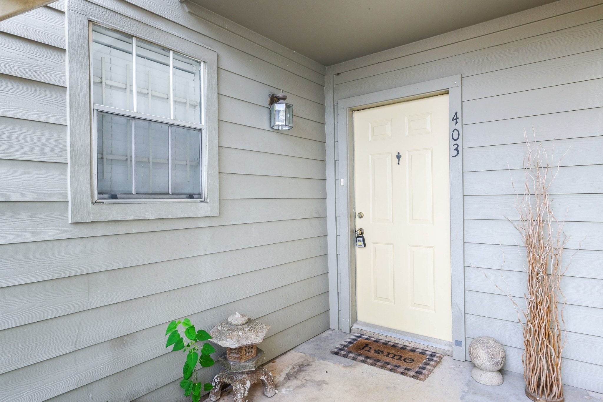 10615 Briar Forest Drive 403 Property Photo 2