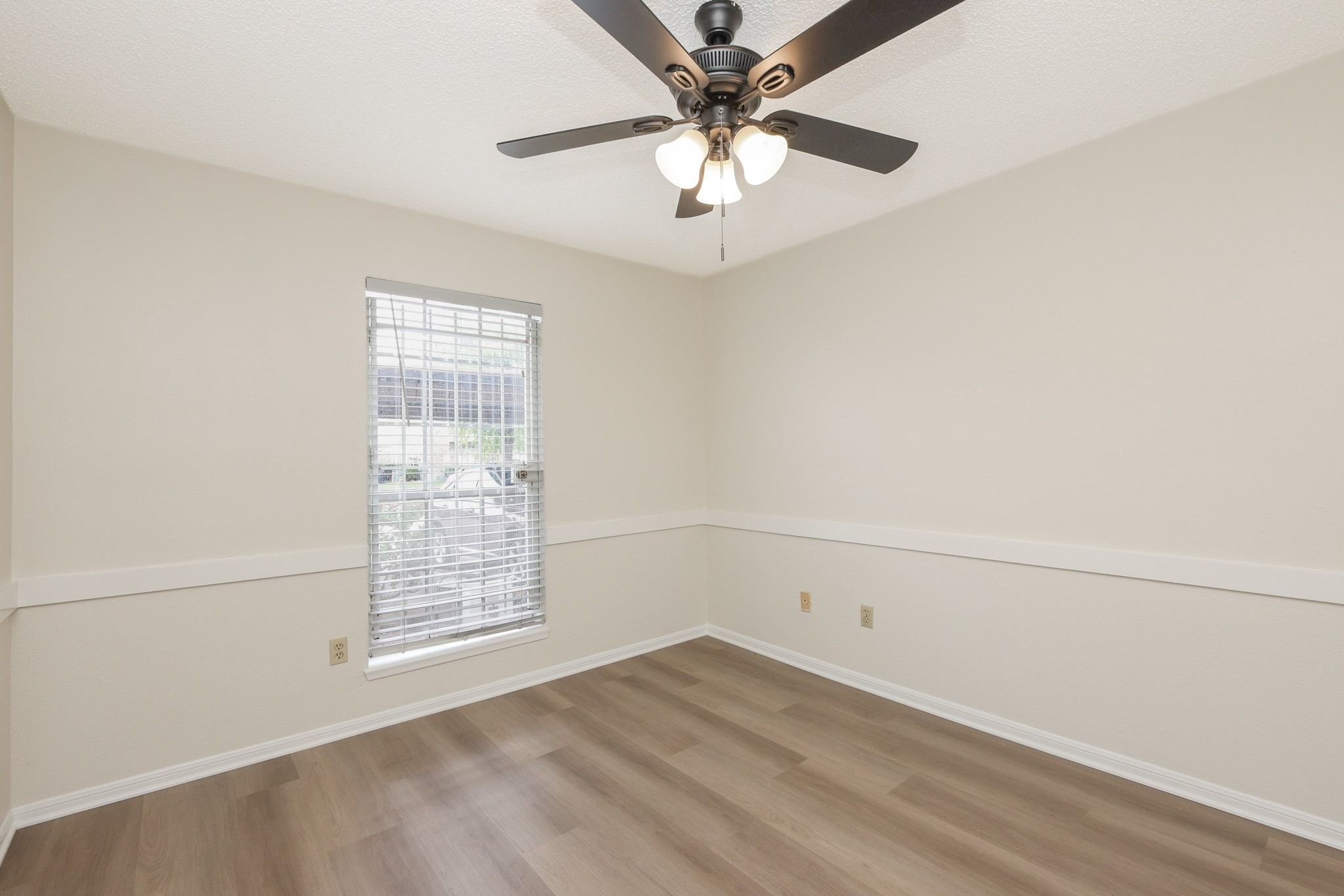 10615 Briar Forest Drive 403 Property Photo 10