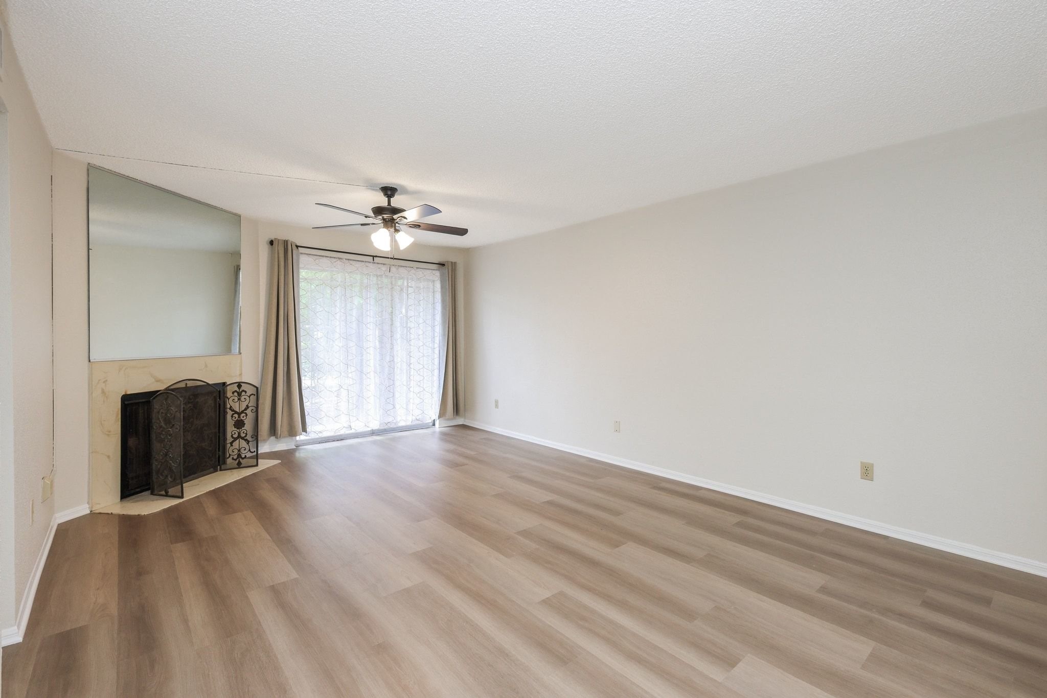 10615 Briar Forest Drive 403 Property Photo 12