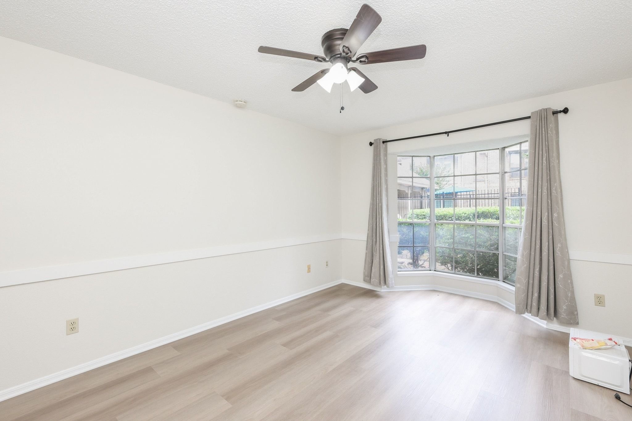 10615 Briar Forest Drive 403 Property Photo 14