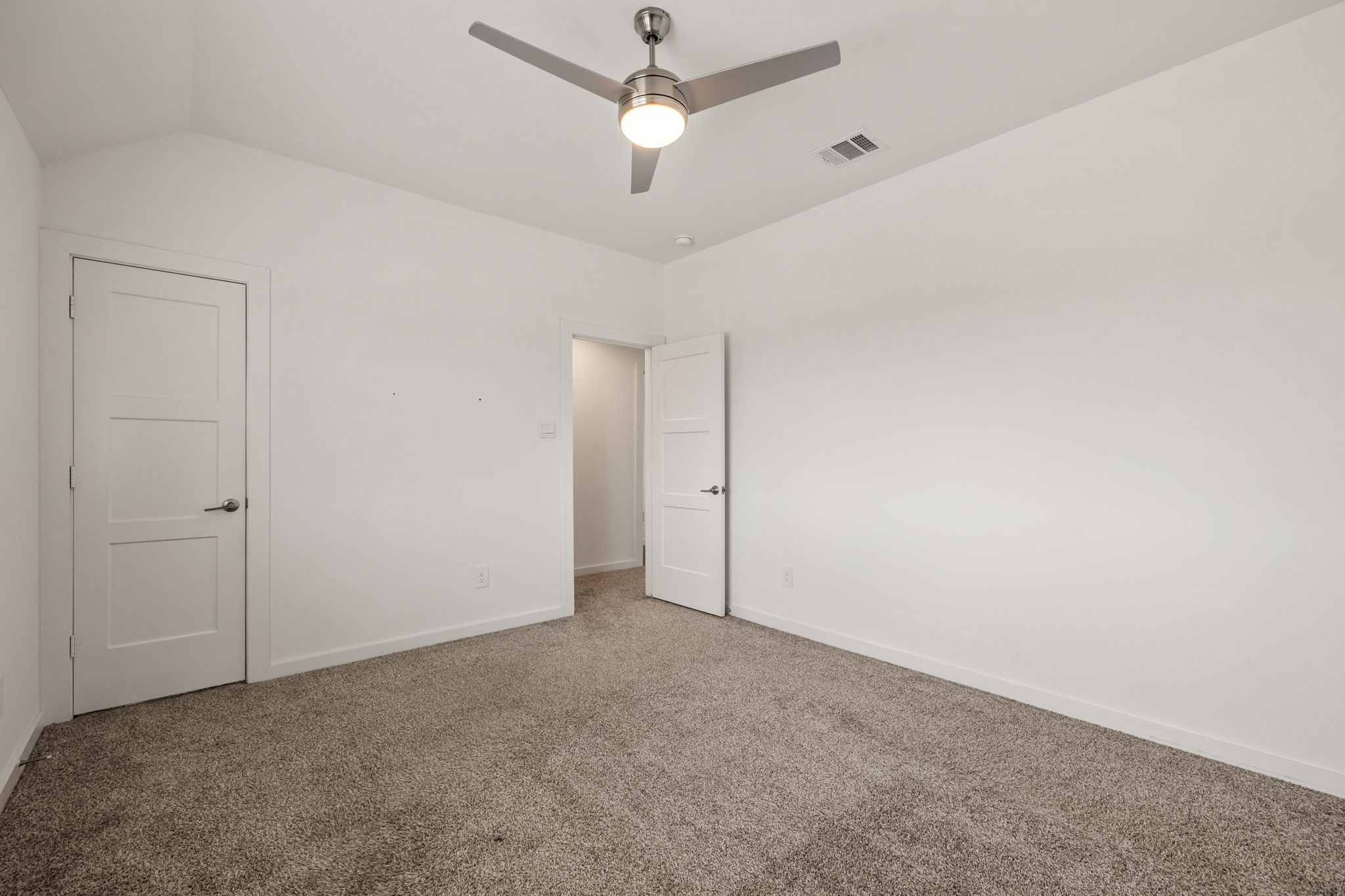 125 Aurora Springs Drive Property Photo 25