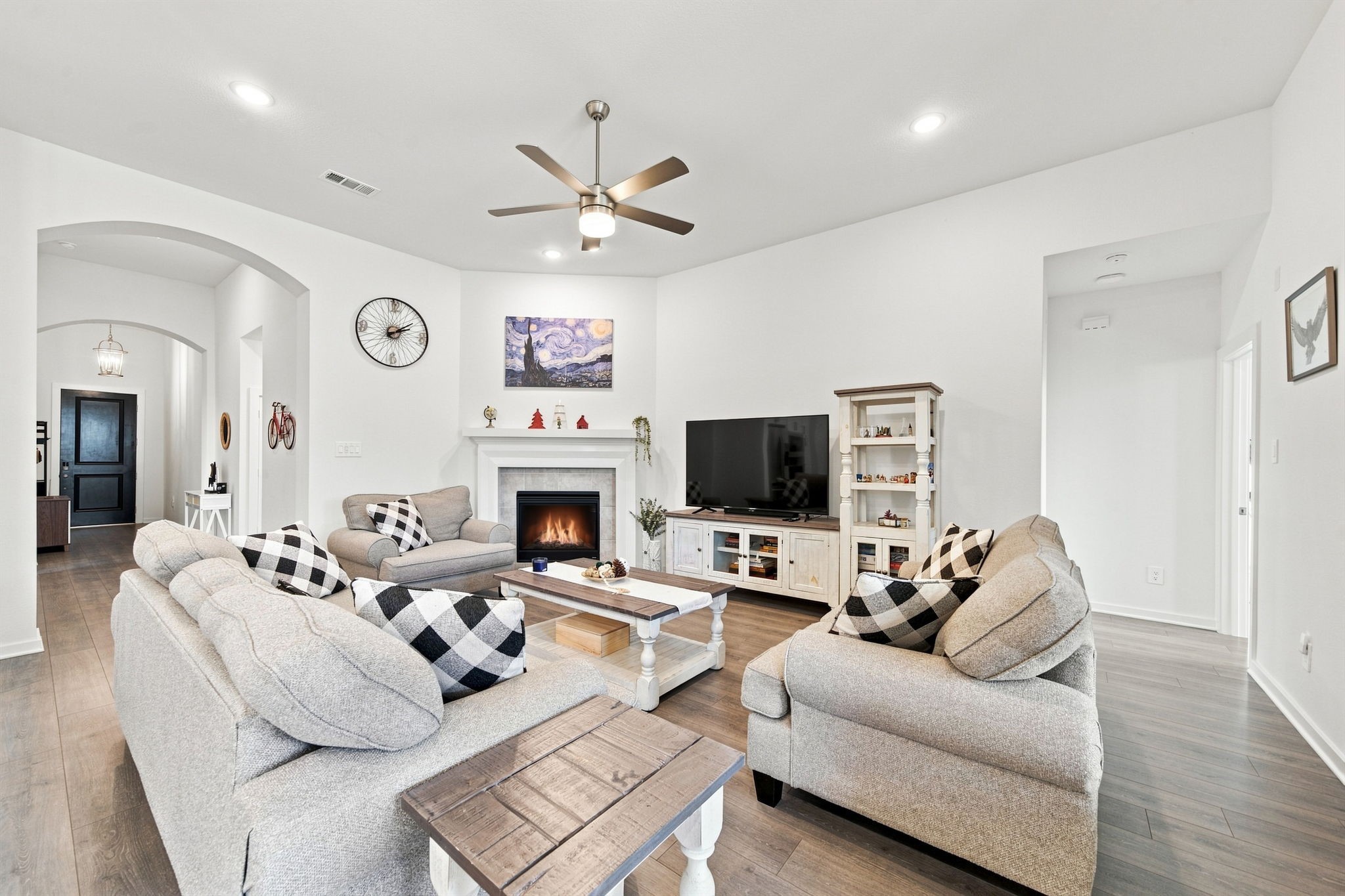 29538 Highland Meadow Drive Property Photo 5