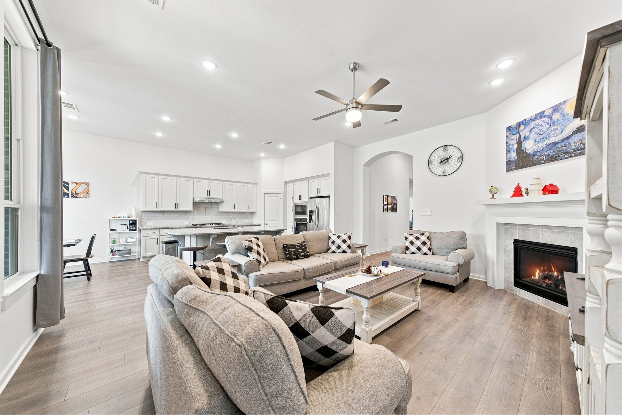 29538 Highland Meadow Drive Property Photo 6