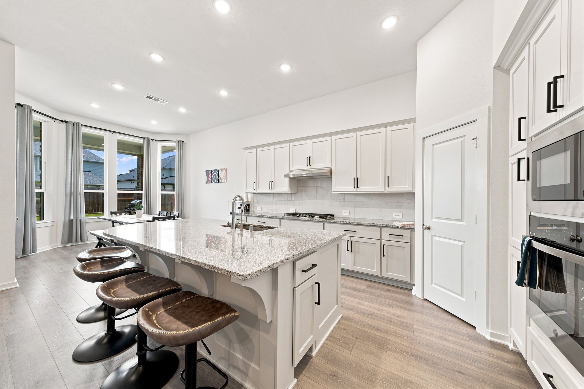 29538 Highland Meadow Drive Property Photo 10
