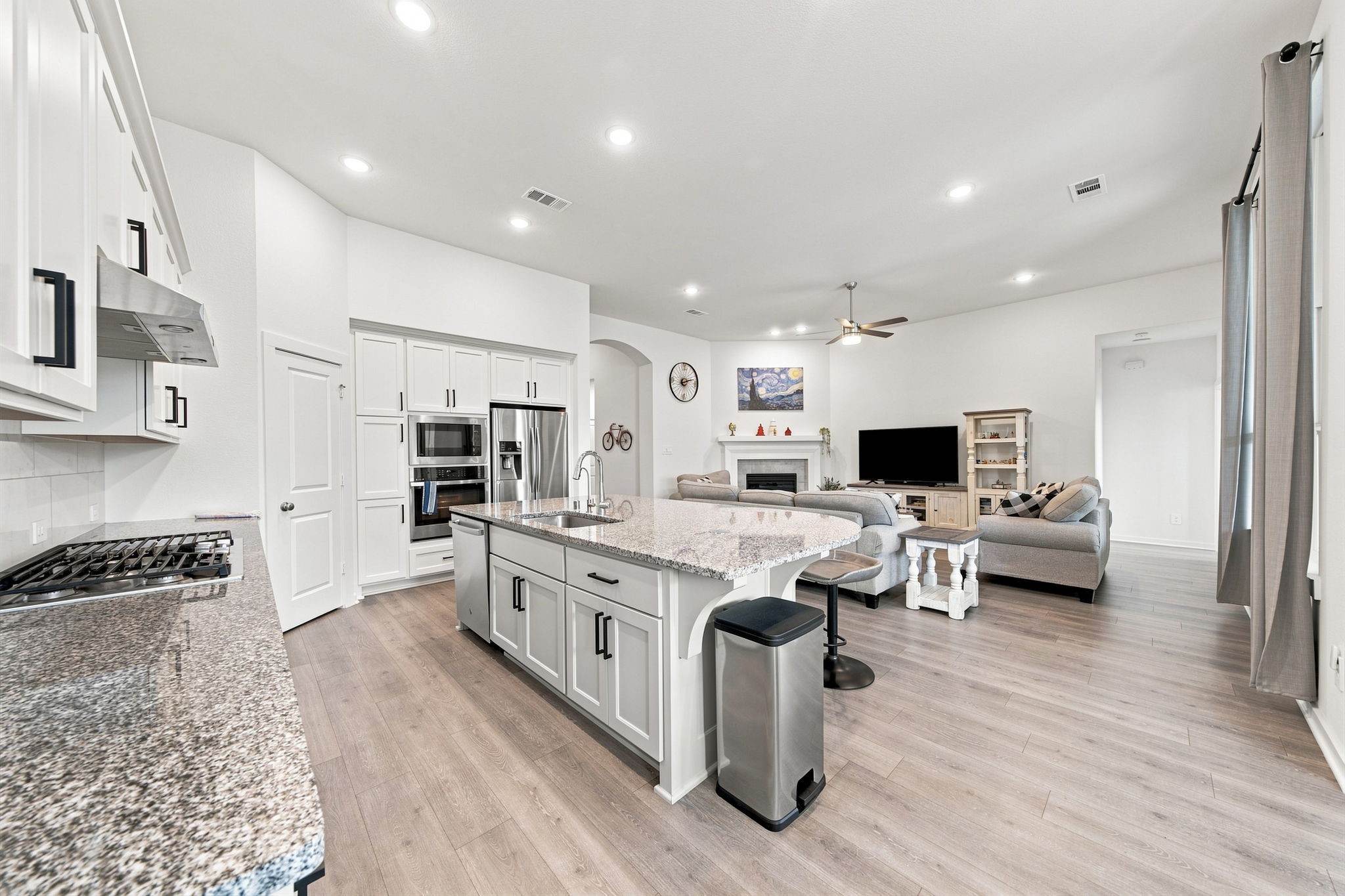 29538 Highland Meadow Drive Property Photo 14