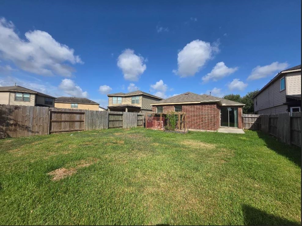 18611 White Ash Ln Property Photo 15