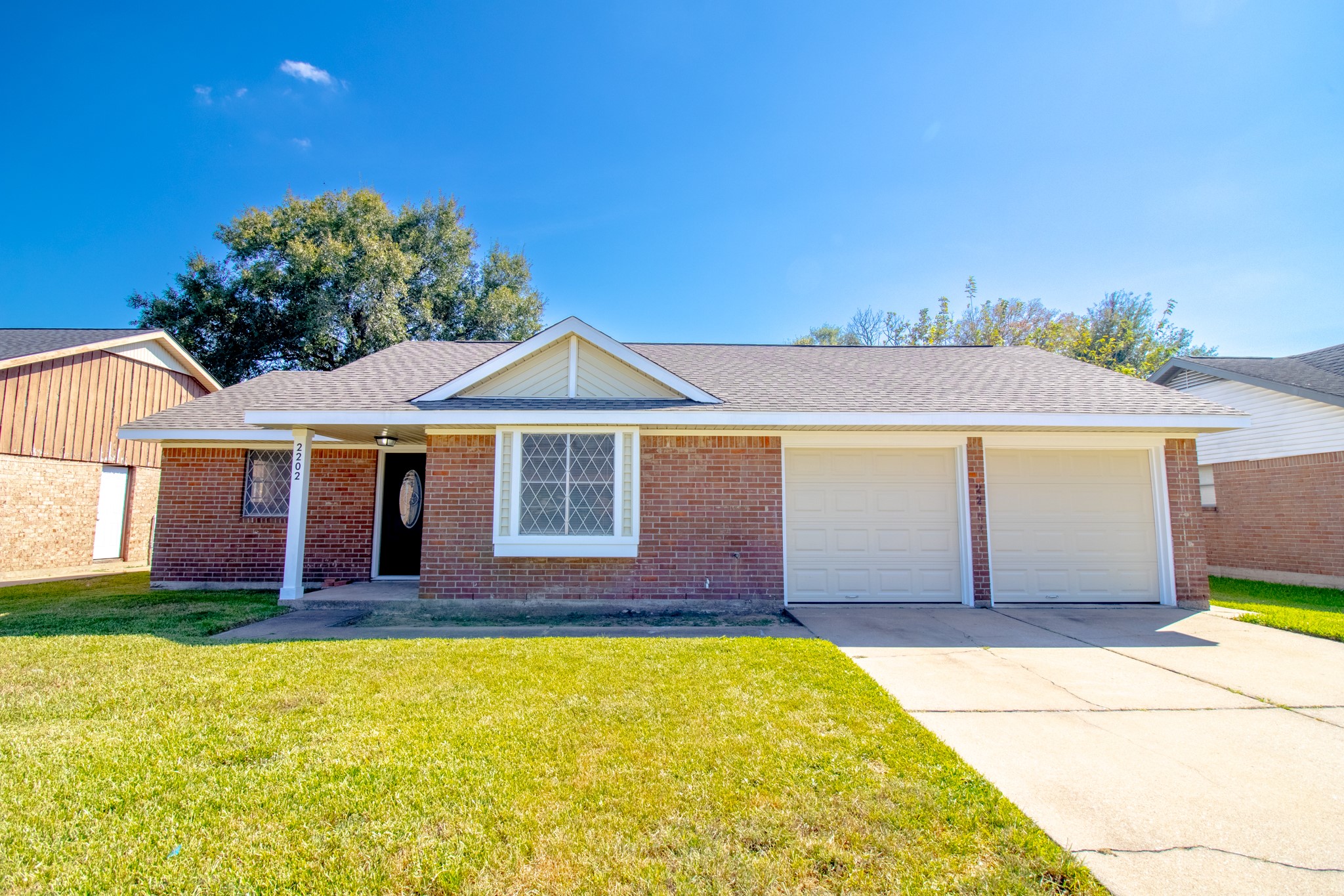 2202 Cherrybrook Lane Property Photo 1