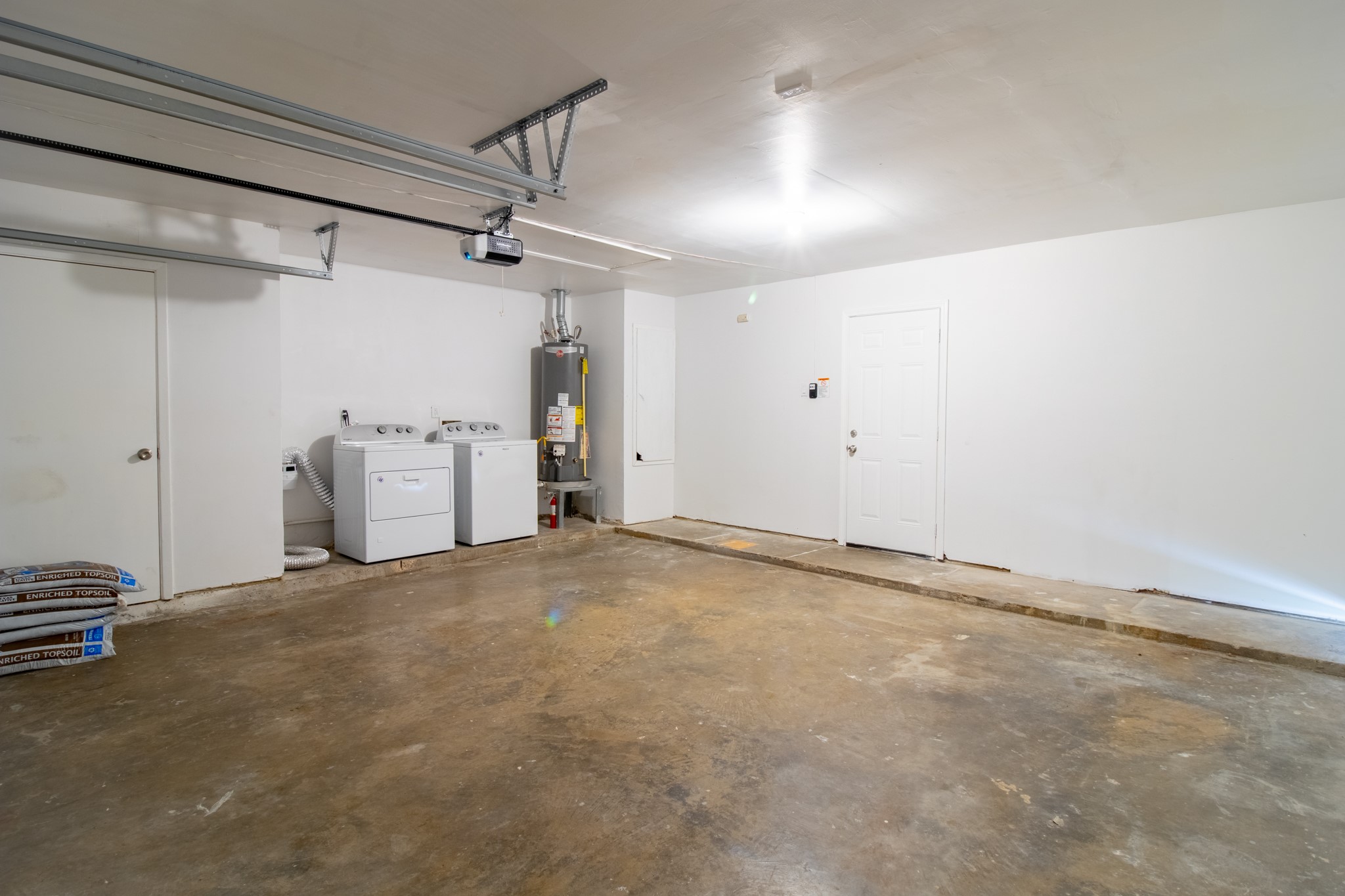 2202 Cherrybrook Lane Property Photo 35