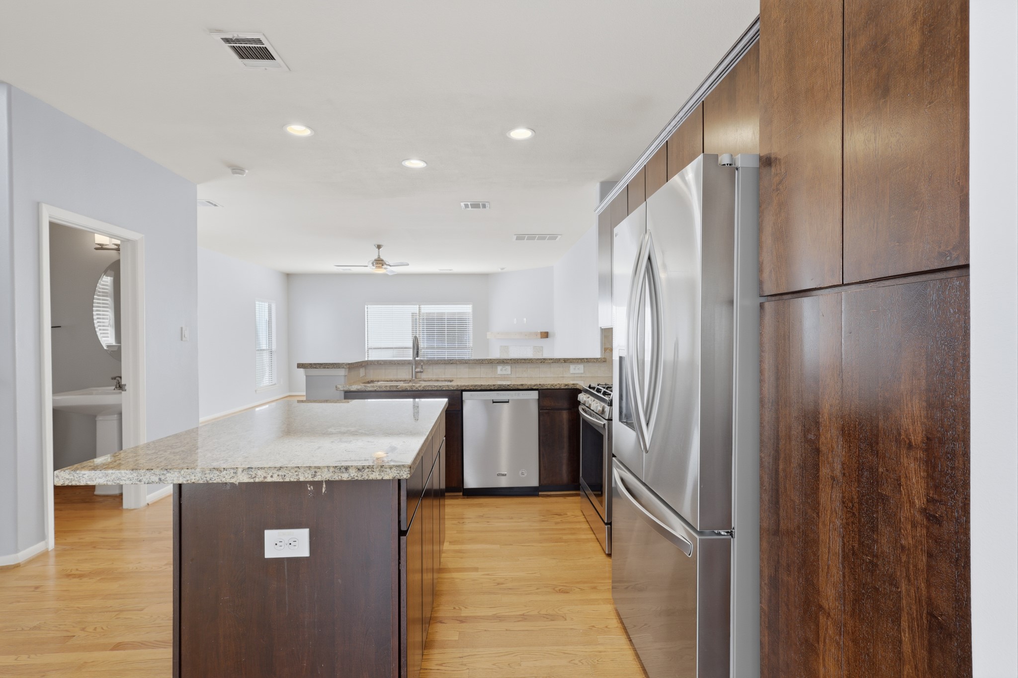 5706 Cornish Street E Property Photo 15