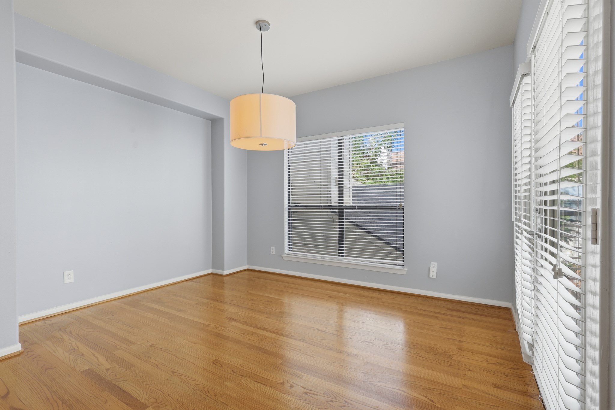 5706 Cornish Street E Property Photo 16
