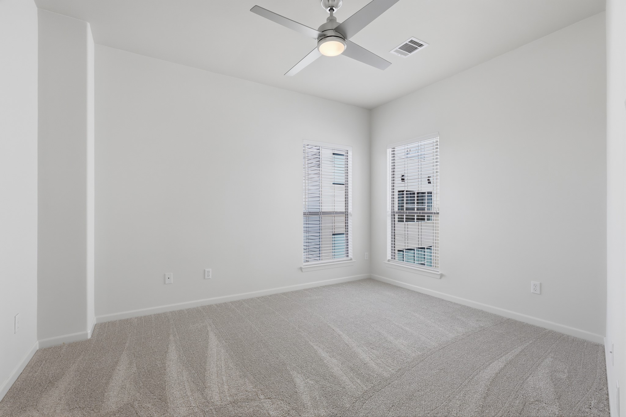 5706 Cornish Street E Property Photo 29