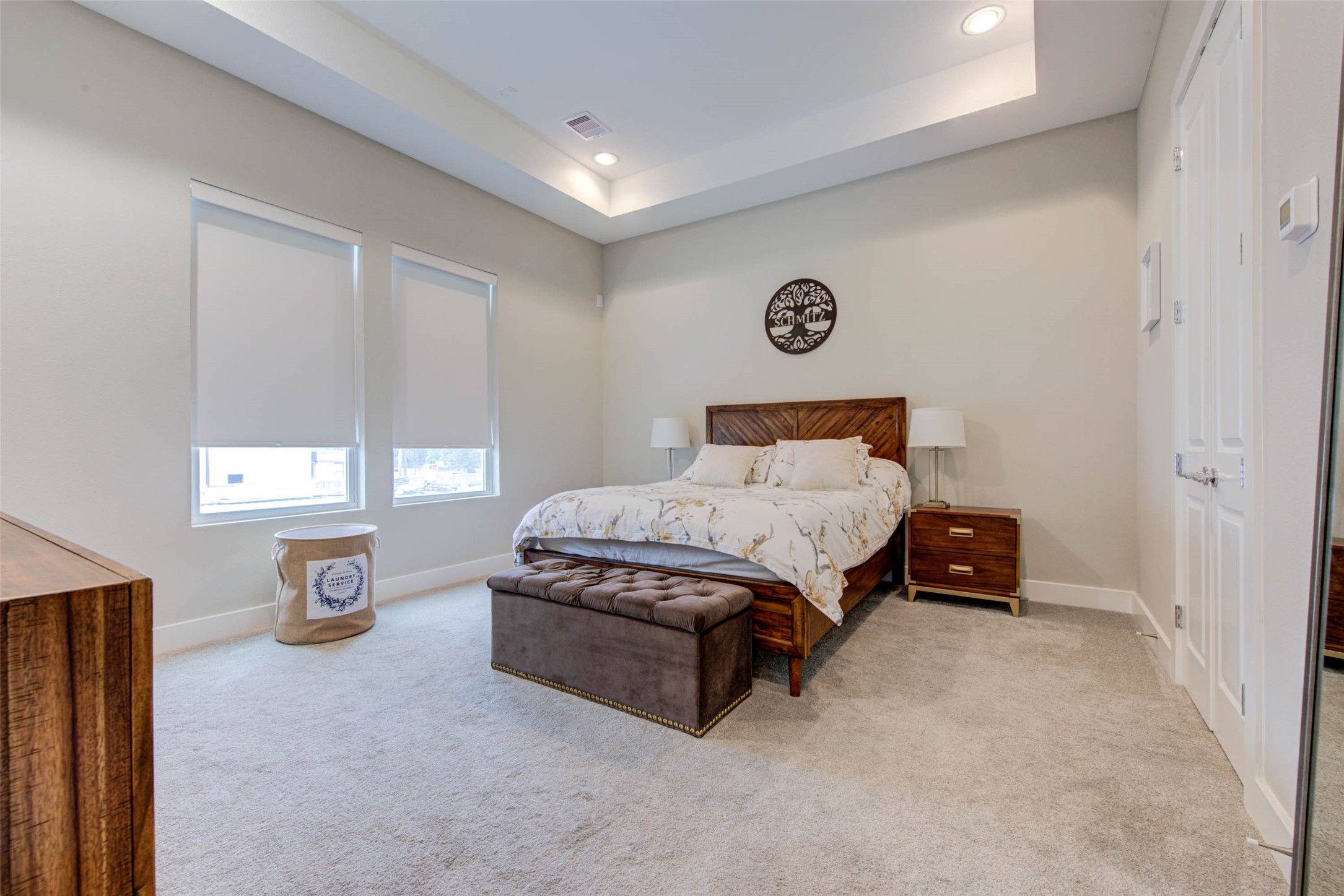 6009 Gardendale Drive D Property Photo 10