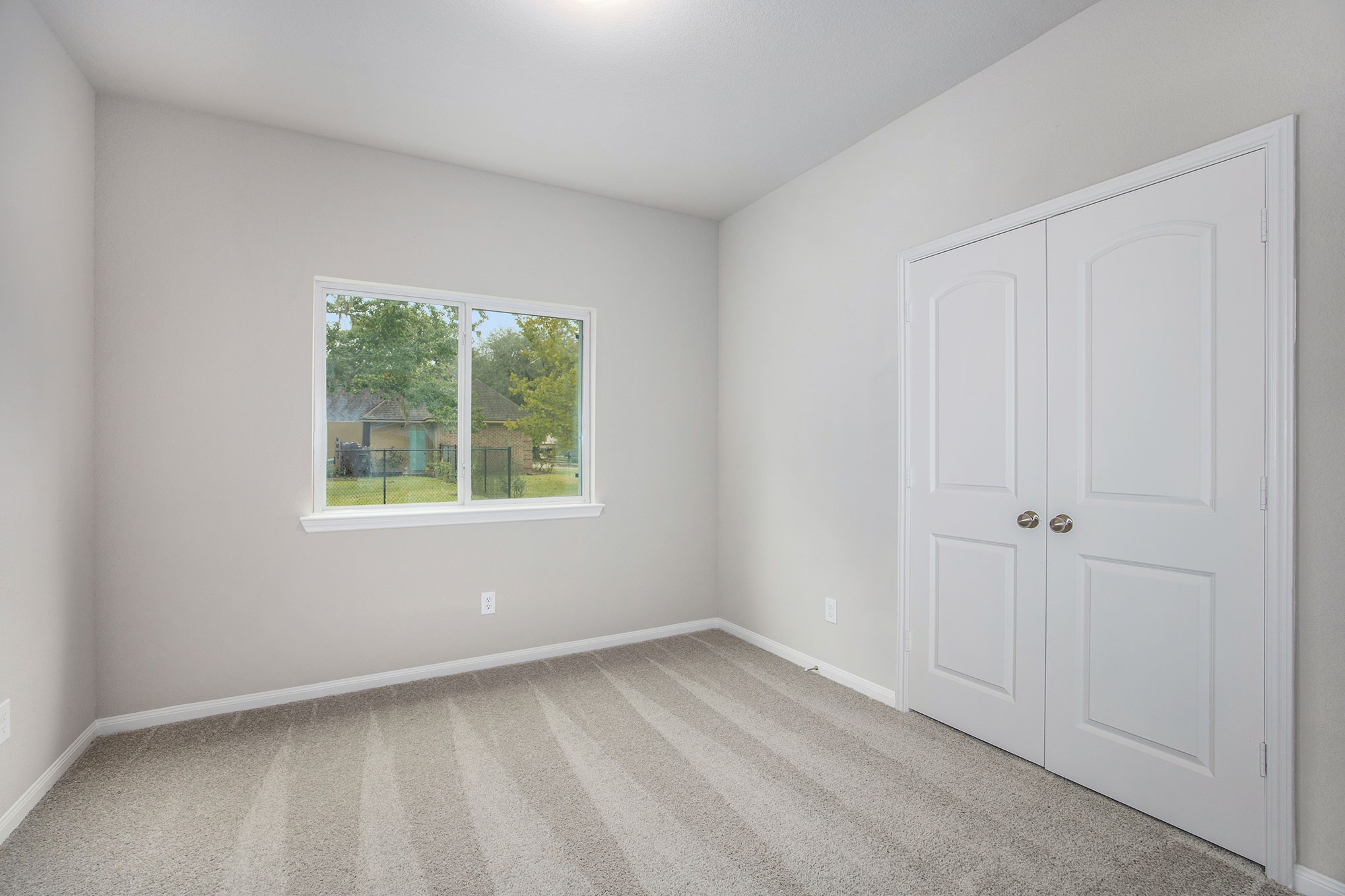 221 Inwood Drive Property Photo 12