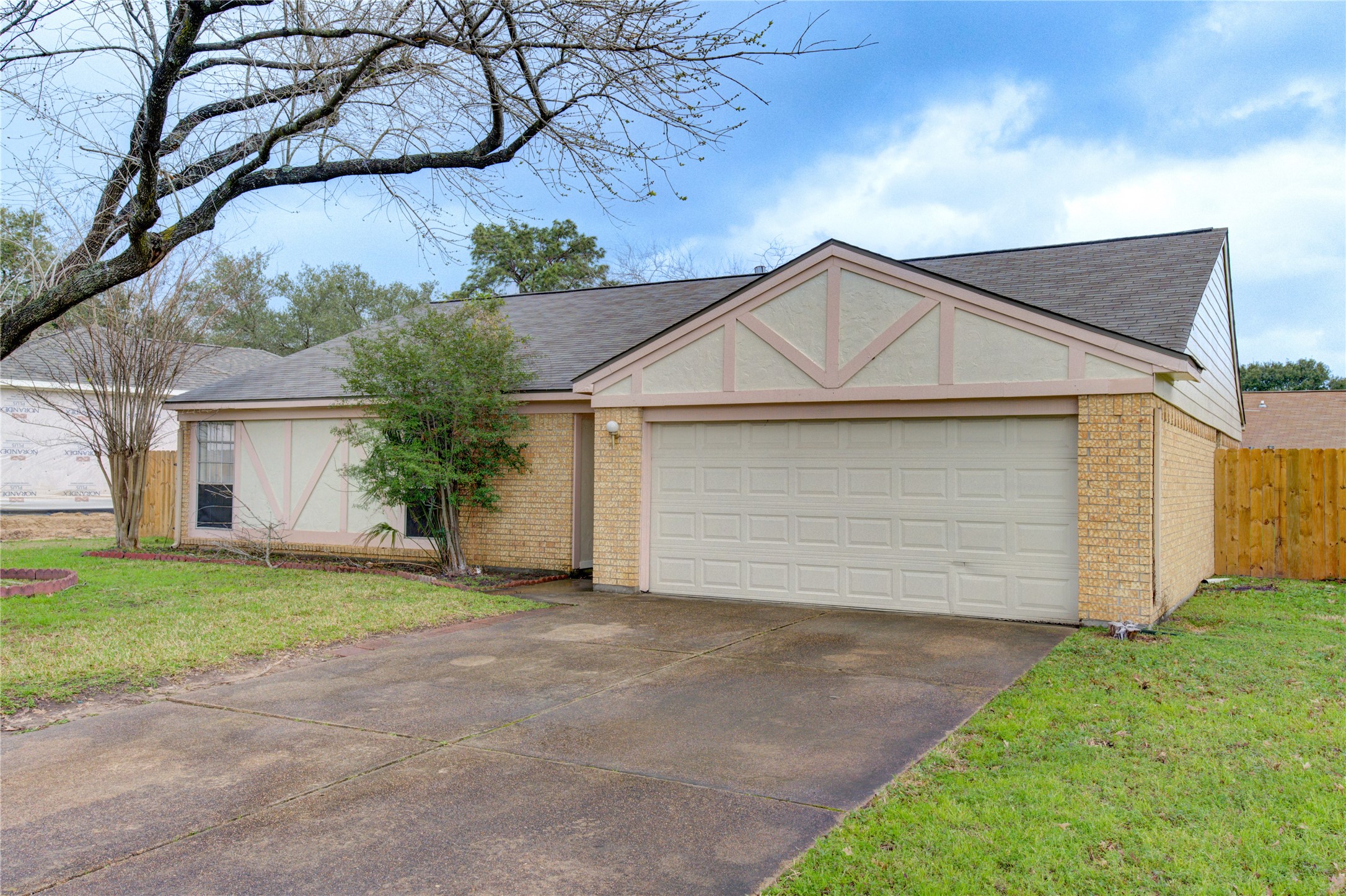15926 N Bend Drive Property Photo