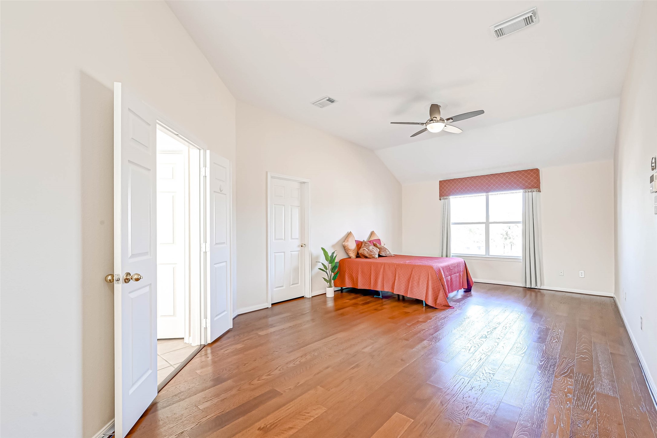 10626 Hillsdale Bridge Lane Property Photo 35
