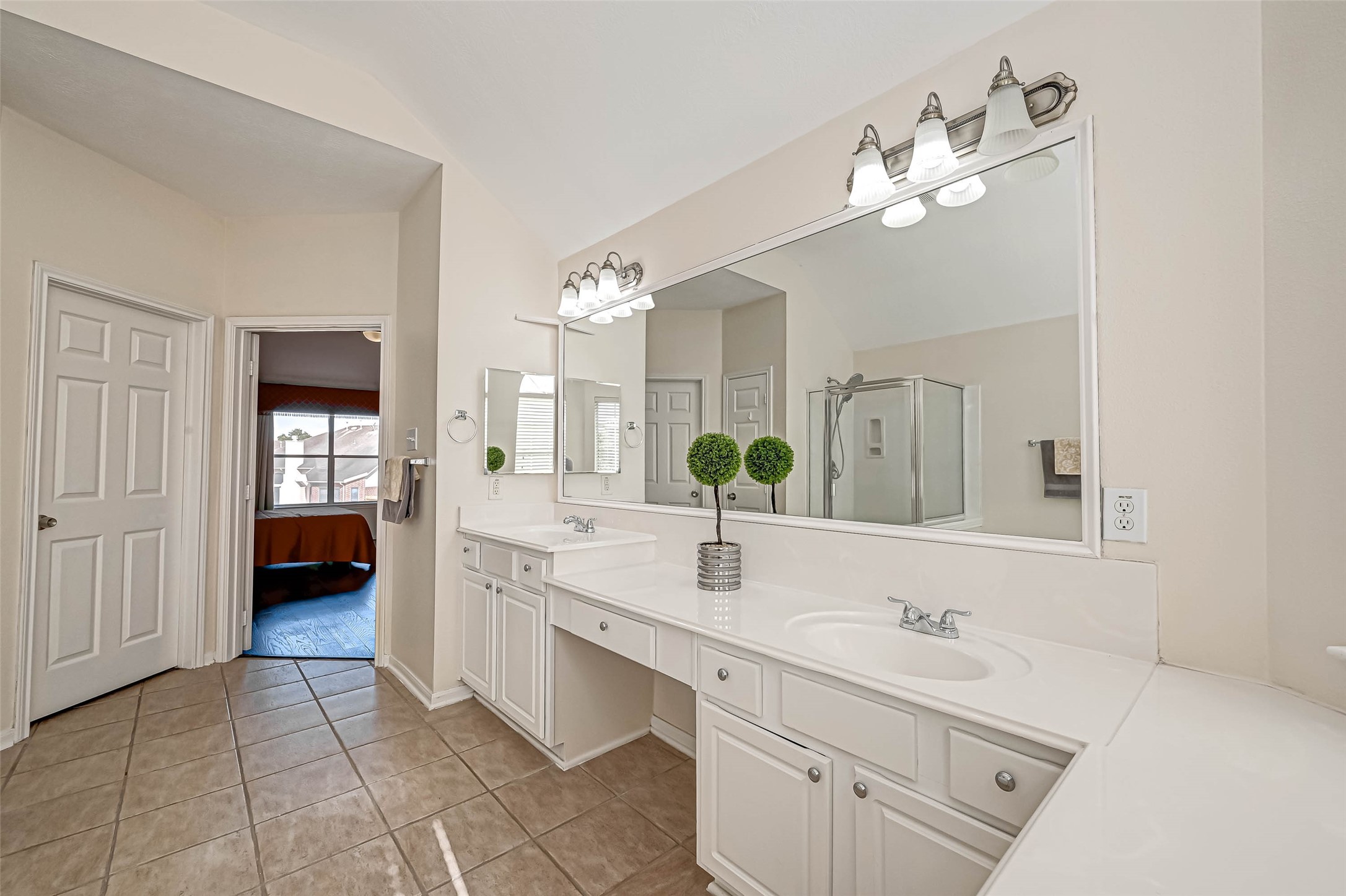 10626 Hillsdale Bridge Lane Property Photo 44