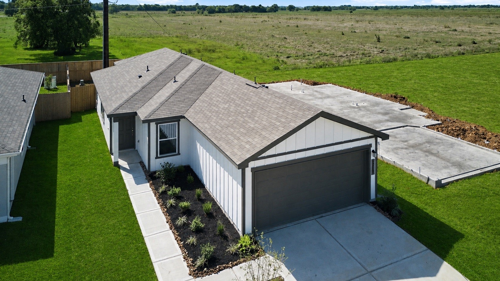 7215 Willow Meadow Lane Property Photo 3