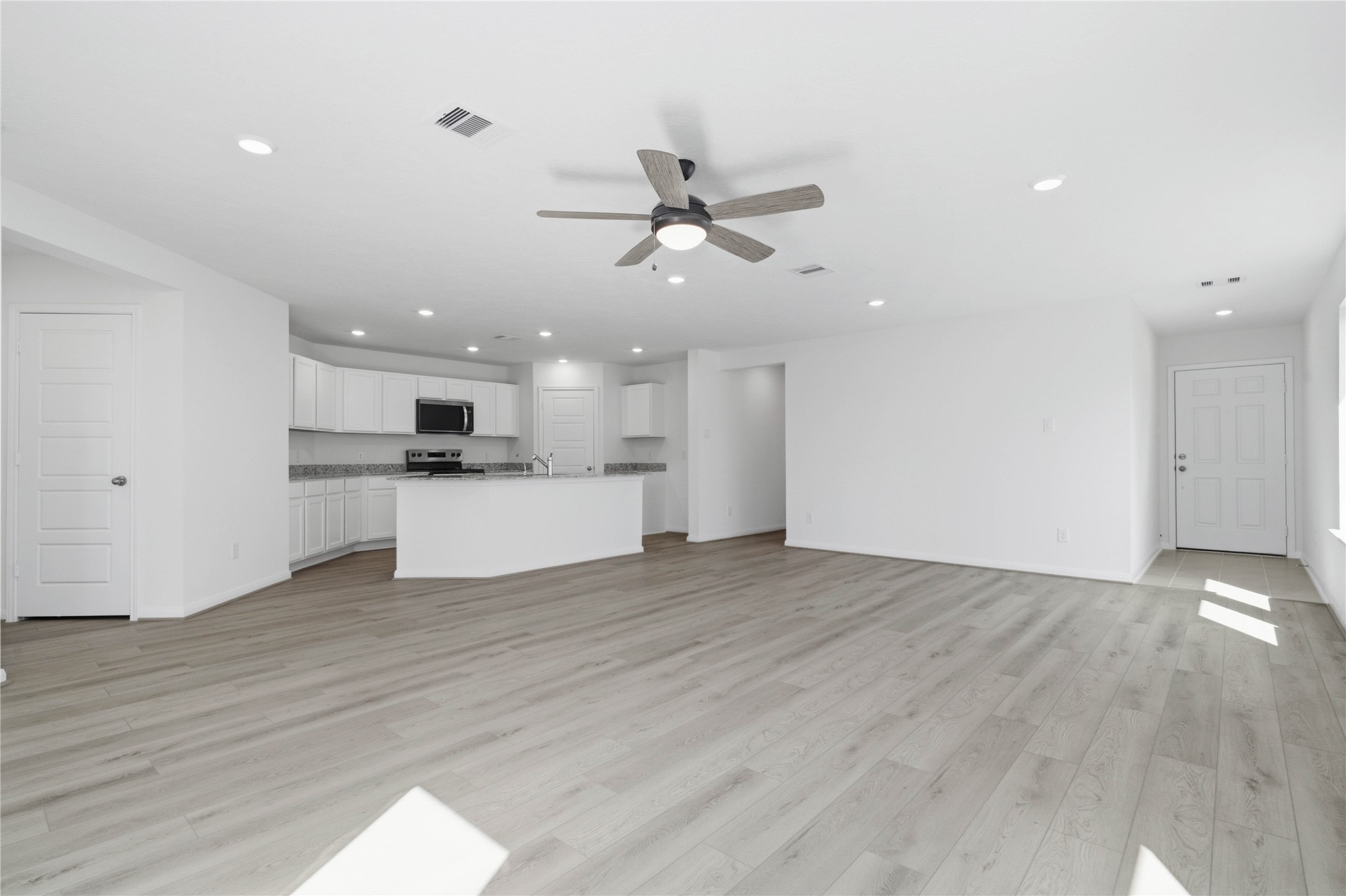 7215 Willow Meadow Lane Property Photo 16