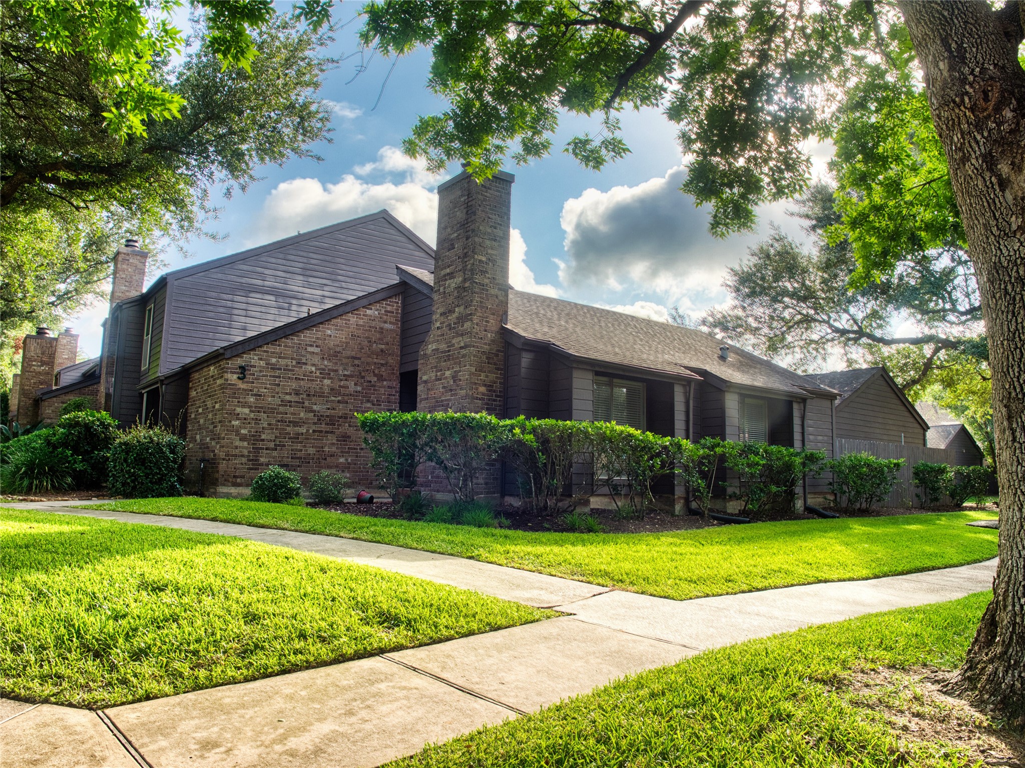 16550 Space Center Boulevard Boulevard Property Photo 1