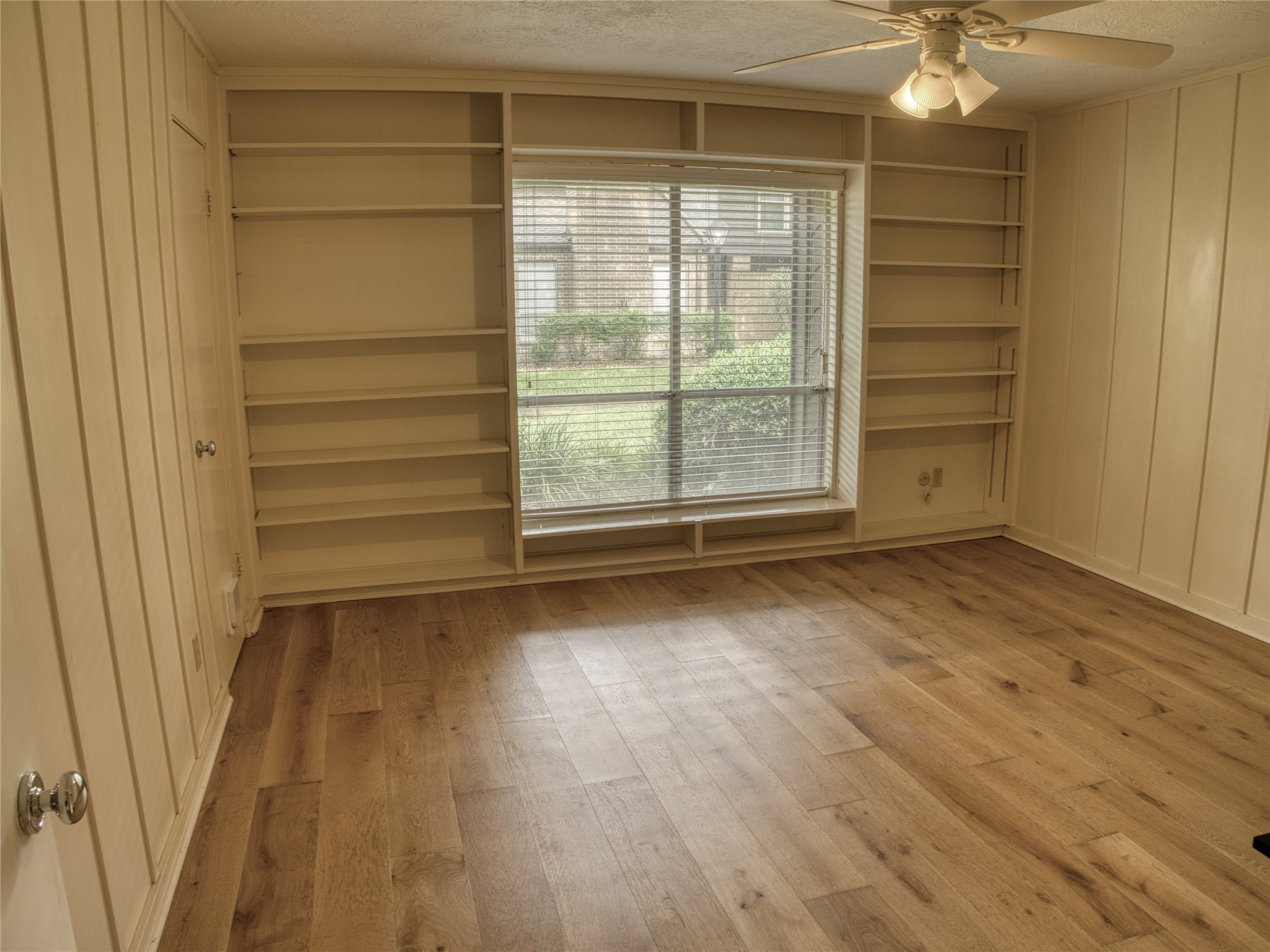 16550 Space Center Boulevard Boulevard Property Photo 18