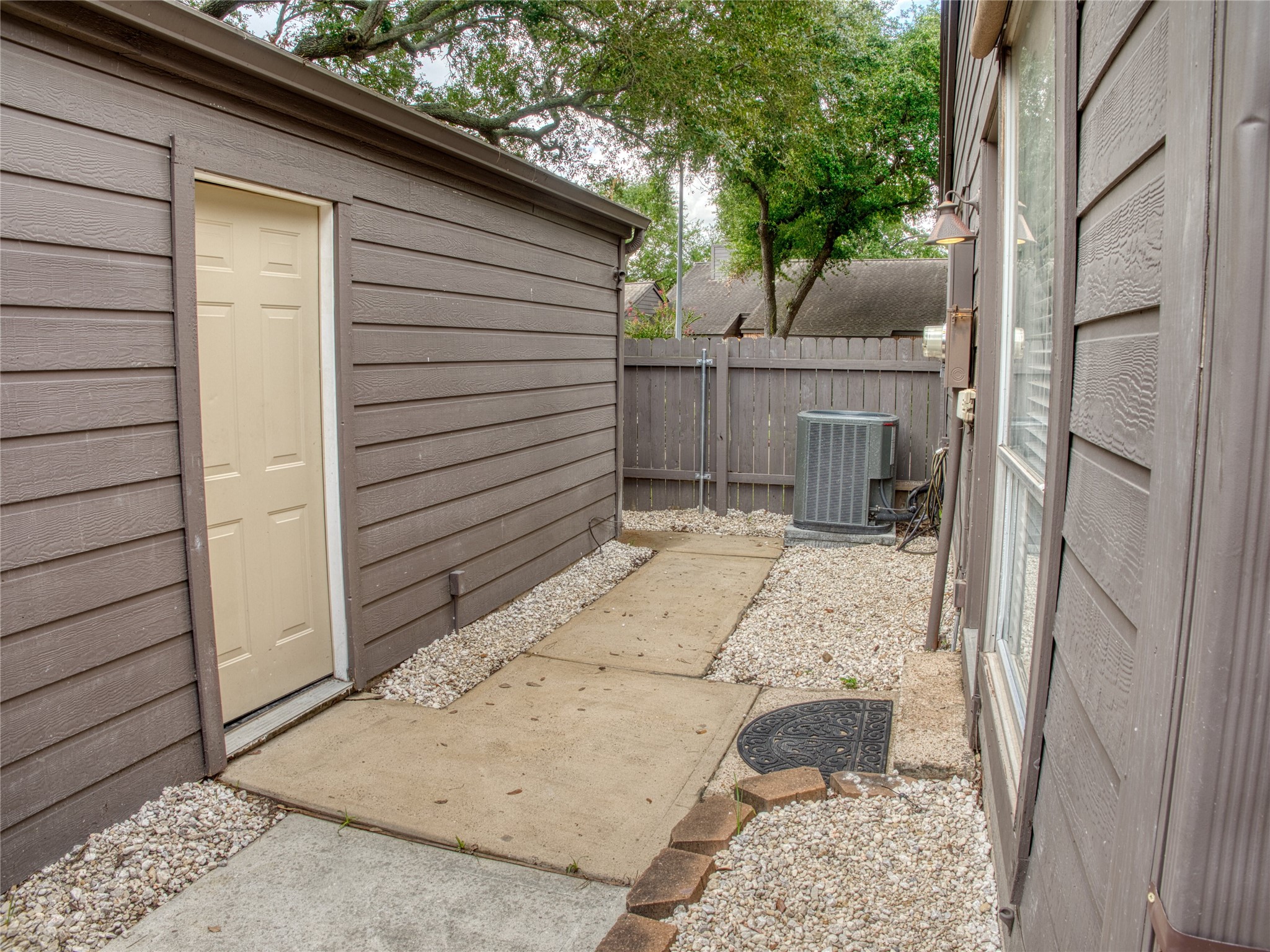 16550 Space Center Boulevard Boulevard Property Photo 25
