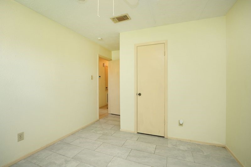 8215 Summer Quail Drive Property Photo 27