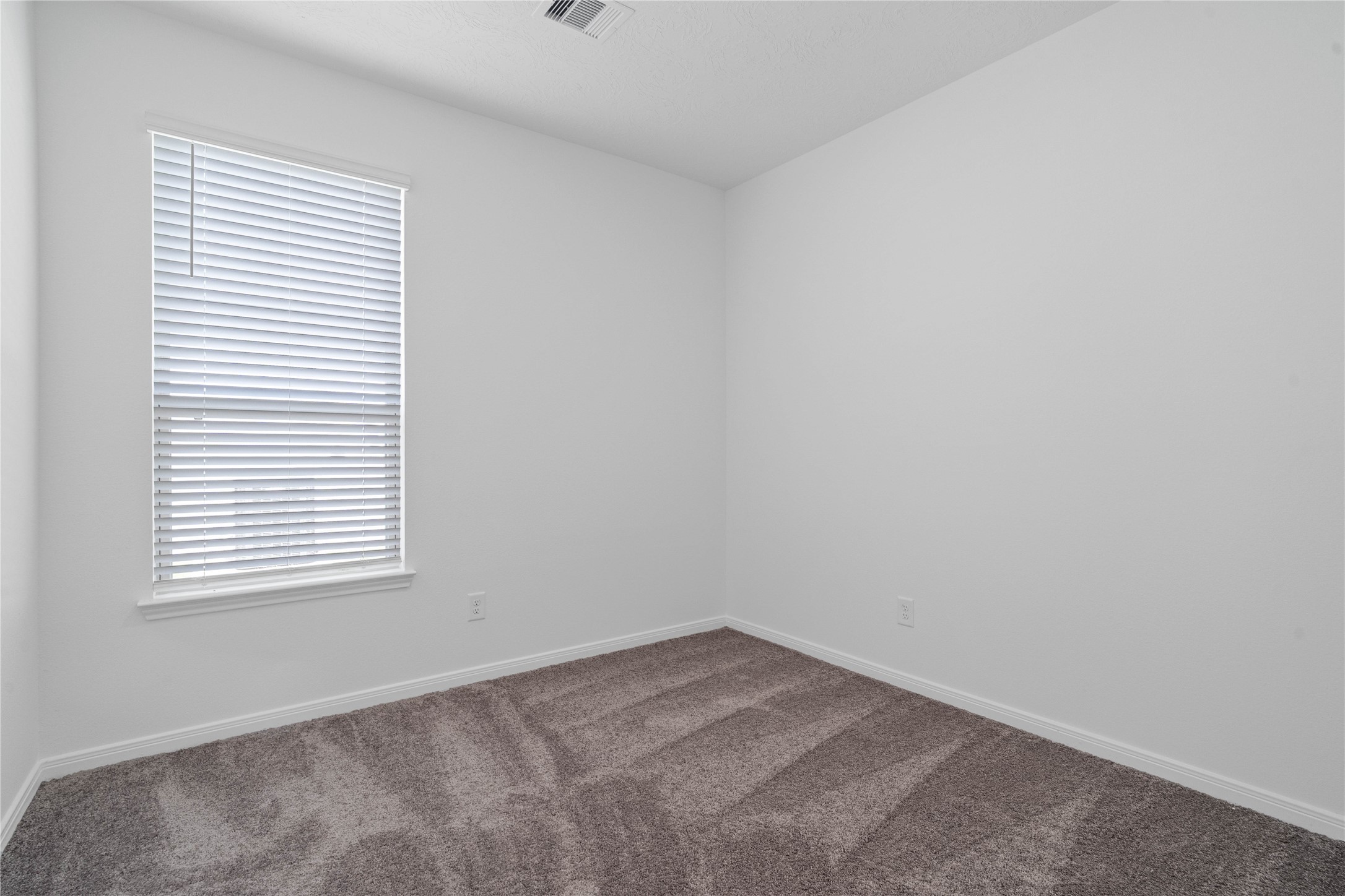 640 Appaloosa Meadow Drive Property Photo 9