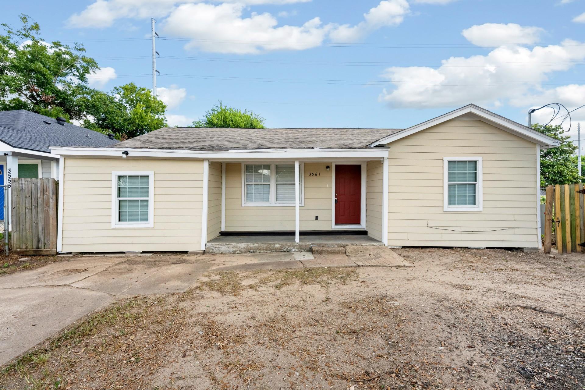 3561 Nathaniel Brown Street, Houston TX 77021 Property Photo 1