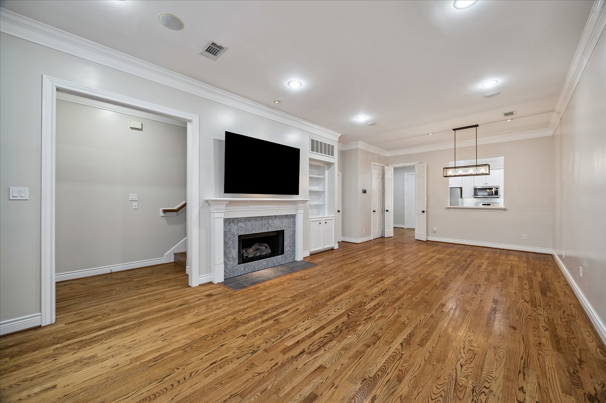 6845 Staffordshire Boulevard Property Photo 3