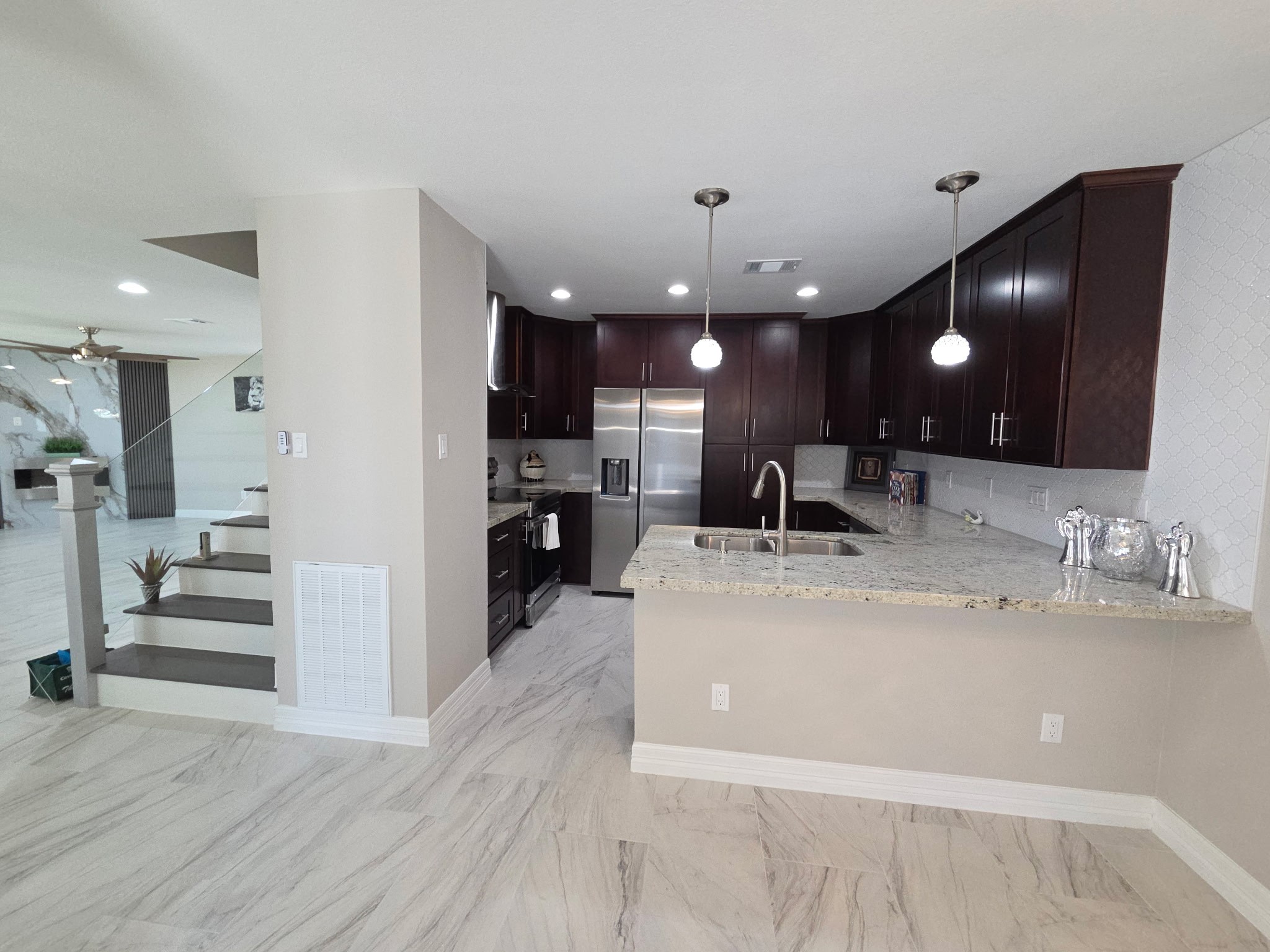 12411 Sungate Lane Property Photo 4