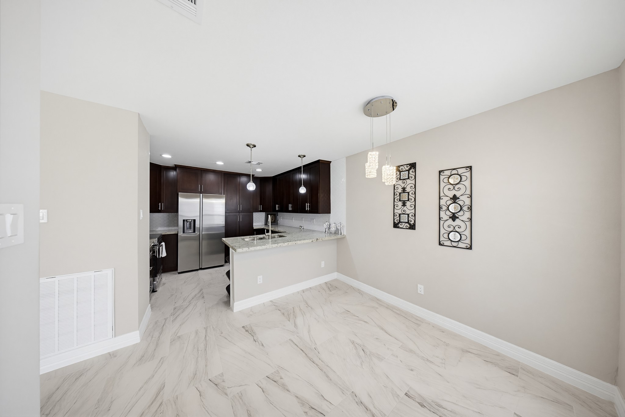 12411 Sungate Lane Property Photo 7