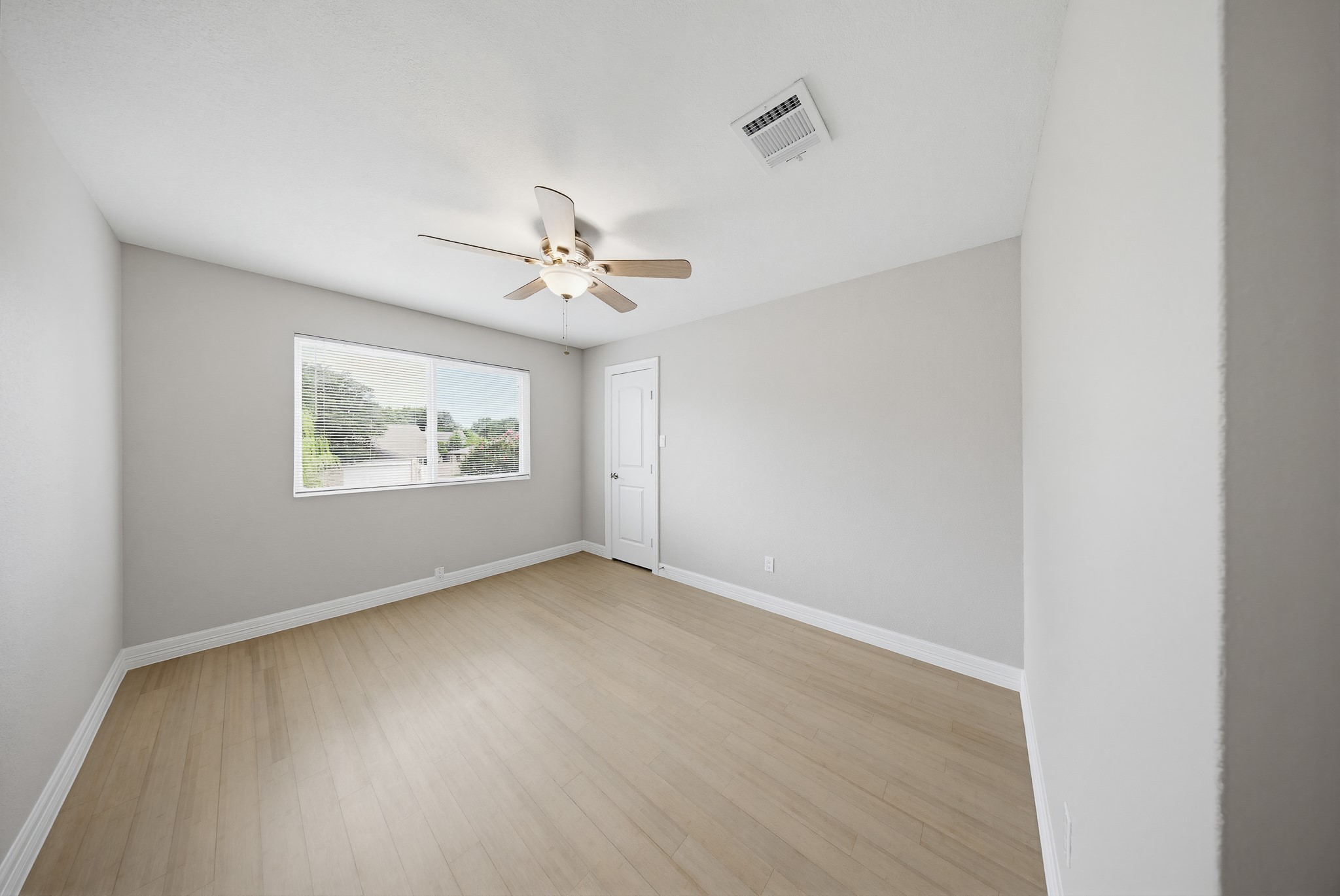 12411 Sungate Lane Property Photo 17