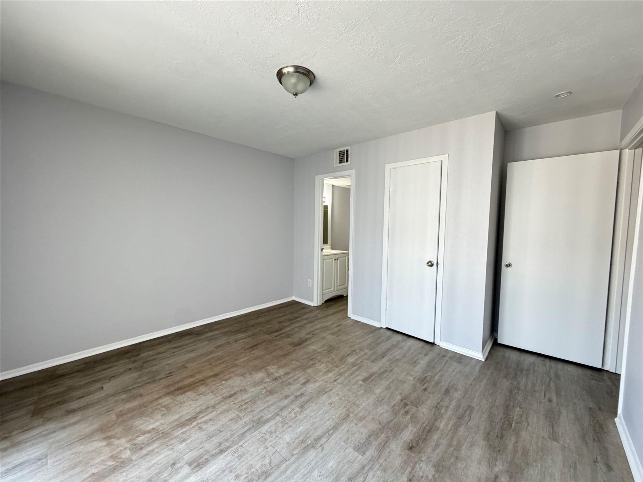 11545 Beechnut Street Property Photo 8