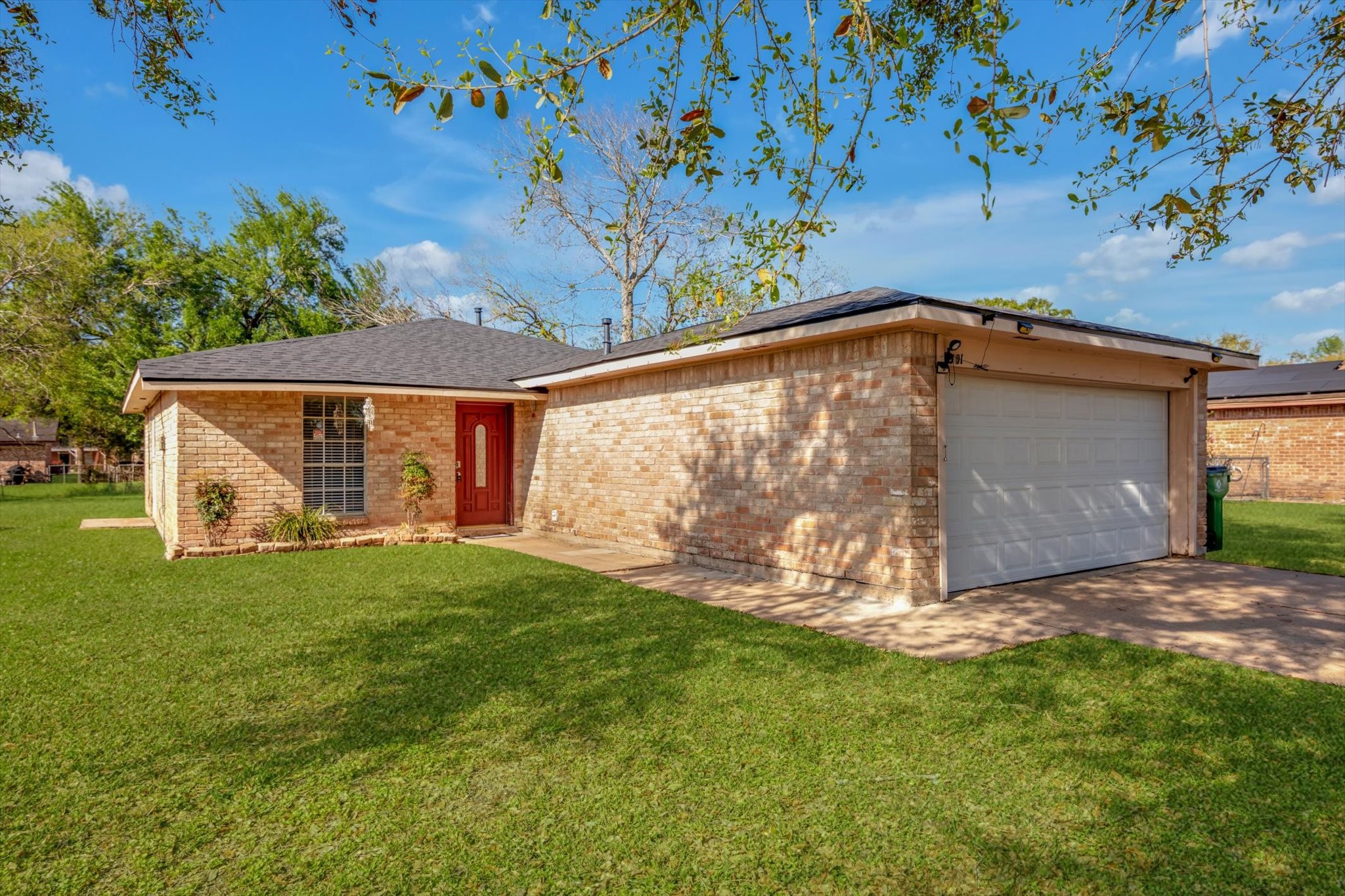 301 Bert Street Property Photo
