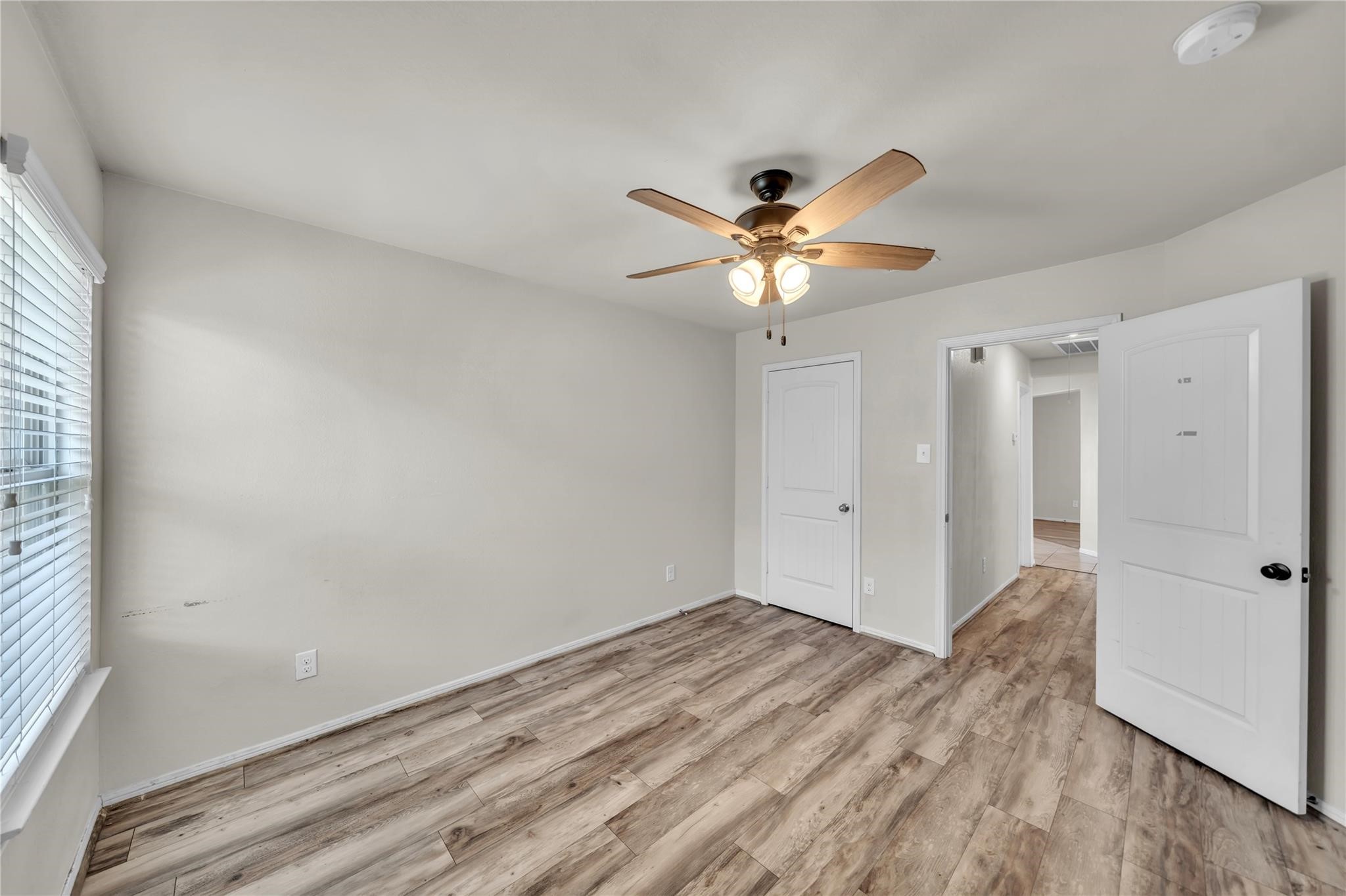 29035 Jacobs River Drive Property Photo 15