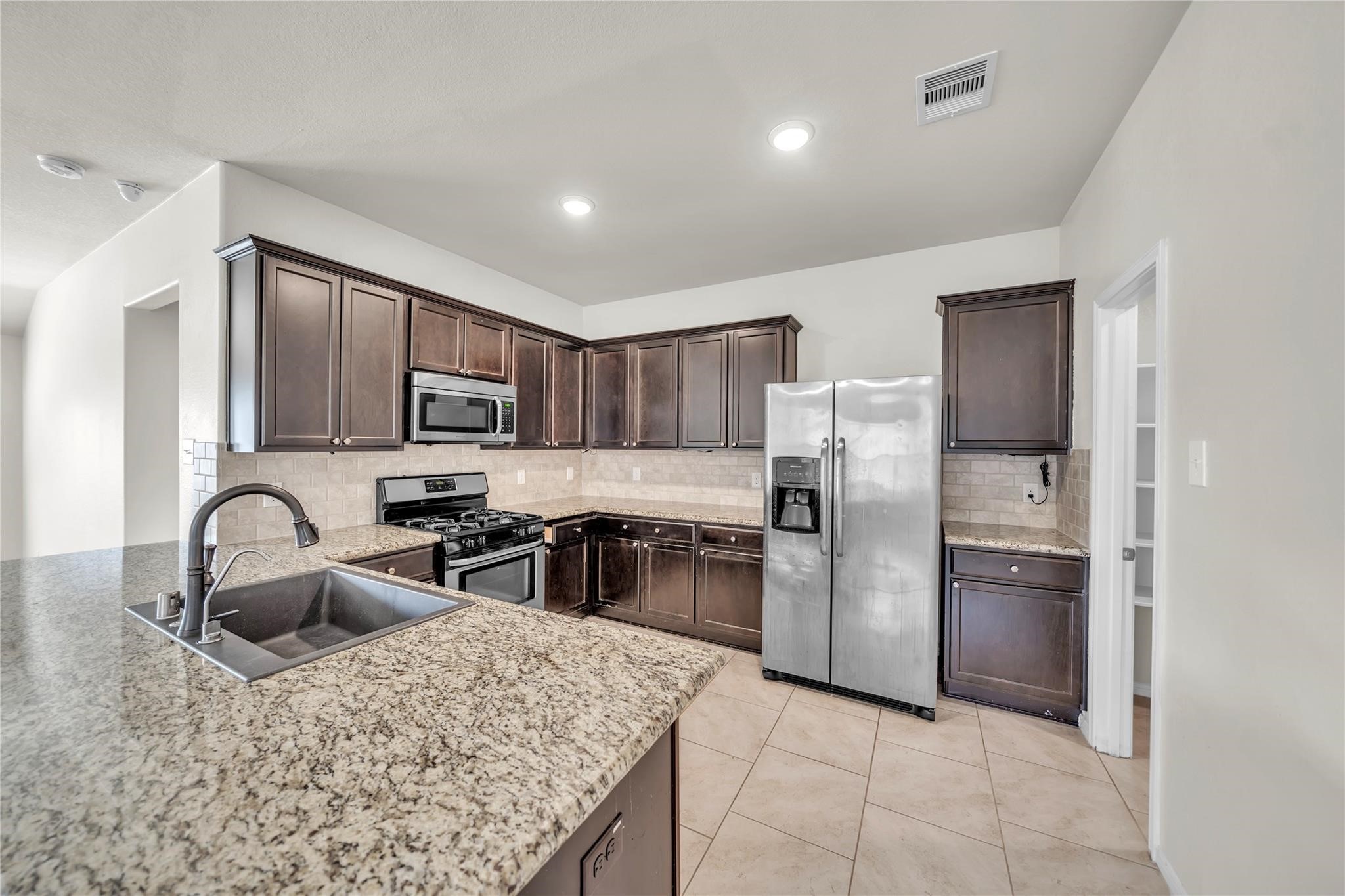 29035 Jacobs River Drive Property Photo 19
