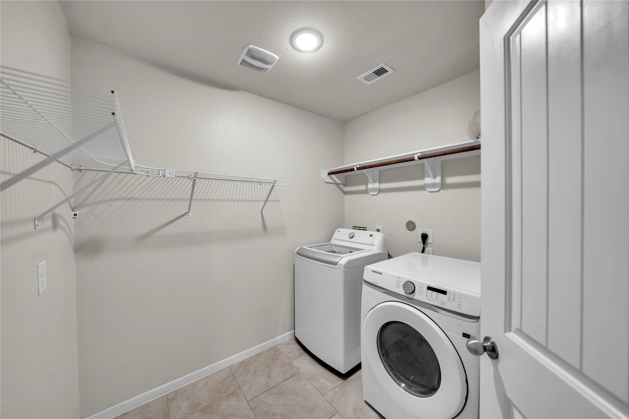 29035 Jacobs River Drive Property Photo 34