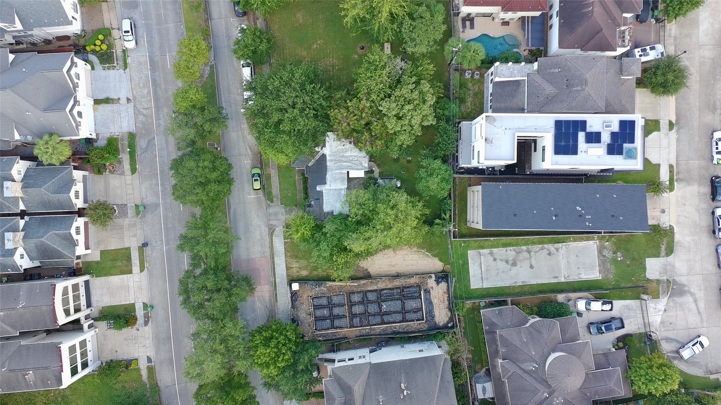 2 Hidalgo Street Property Photo 6