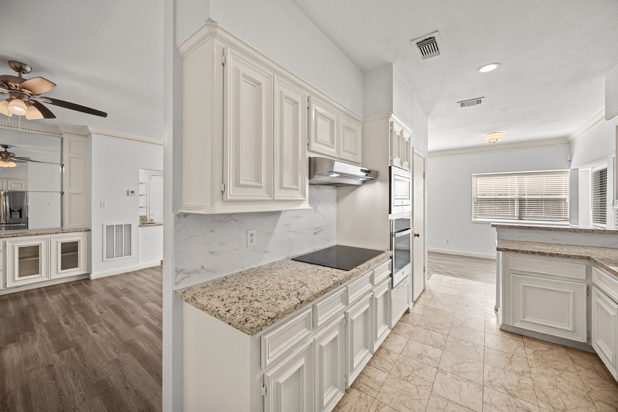 8043 Oceanside Drive Property Photo 15