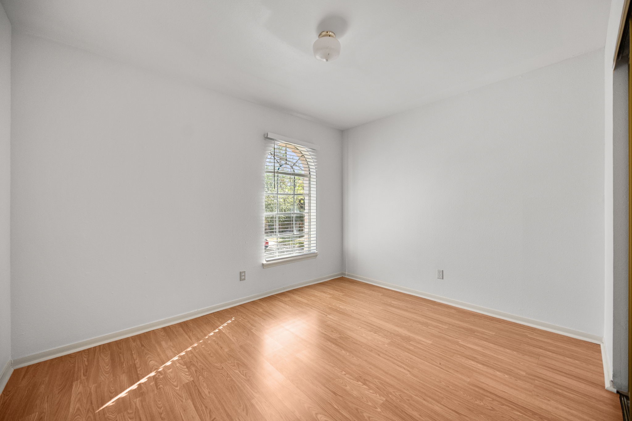 8043 Oceanside Drive Property Photo 26