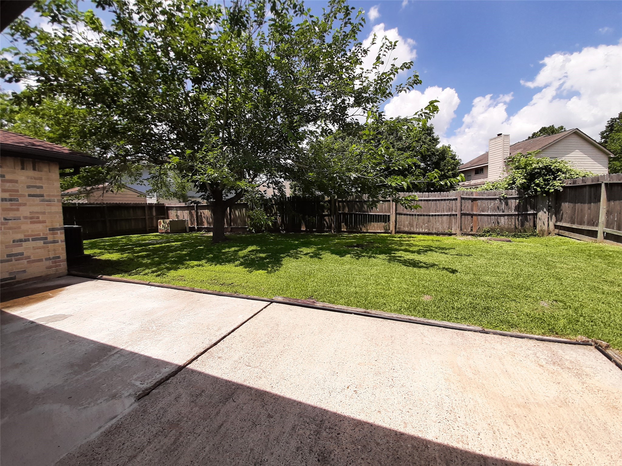 8406 Woodland Willows Drive Property Photo 36