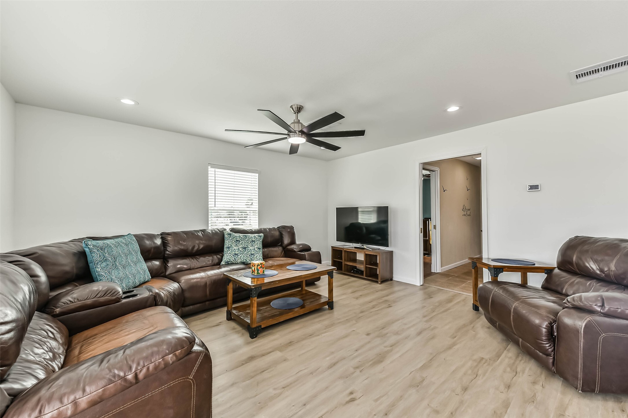 16623 Nassau Way Property Photo 24