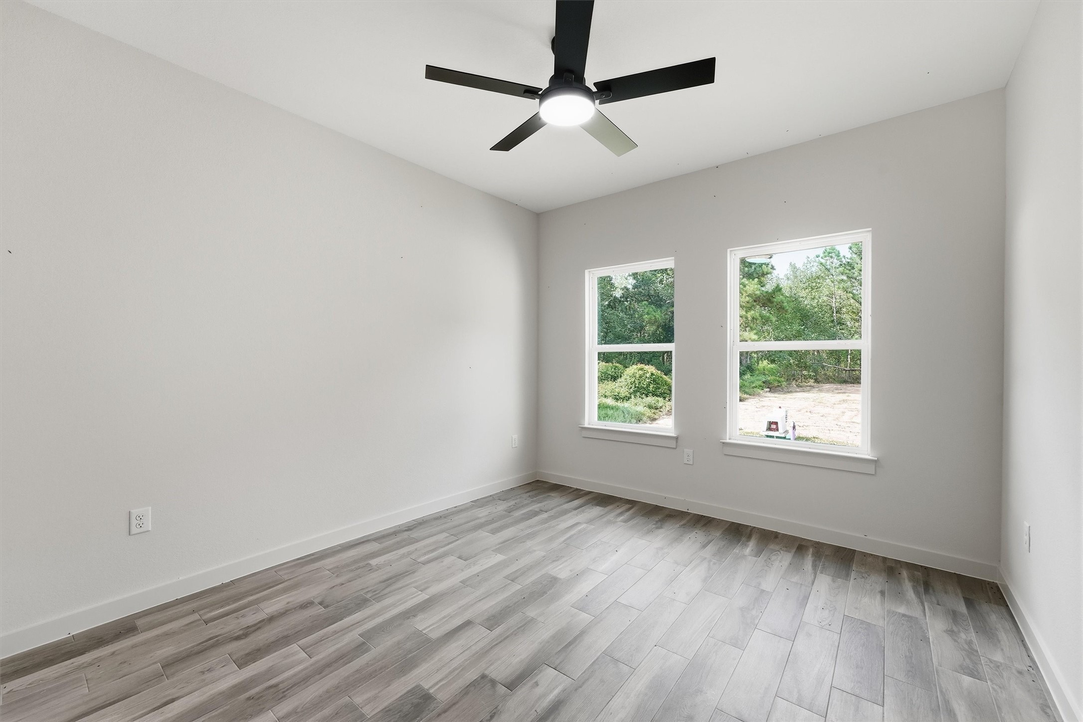 11909 Miller Circle Property Photo 13