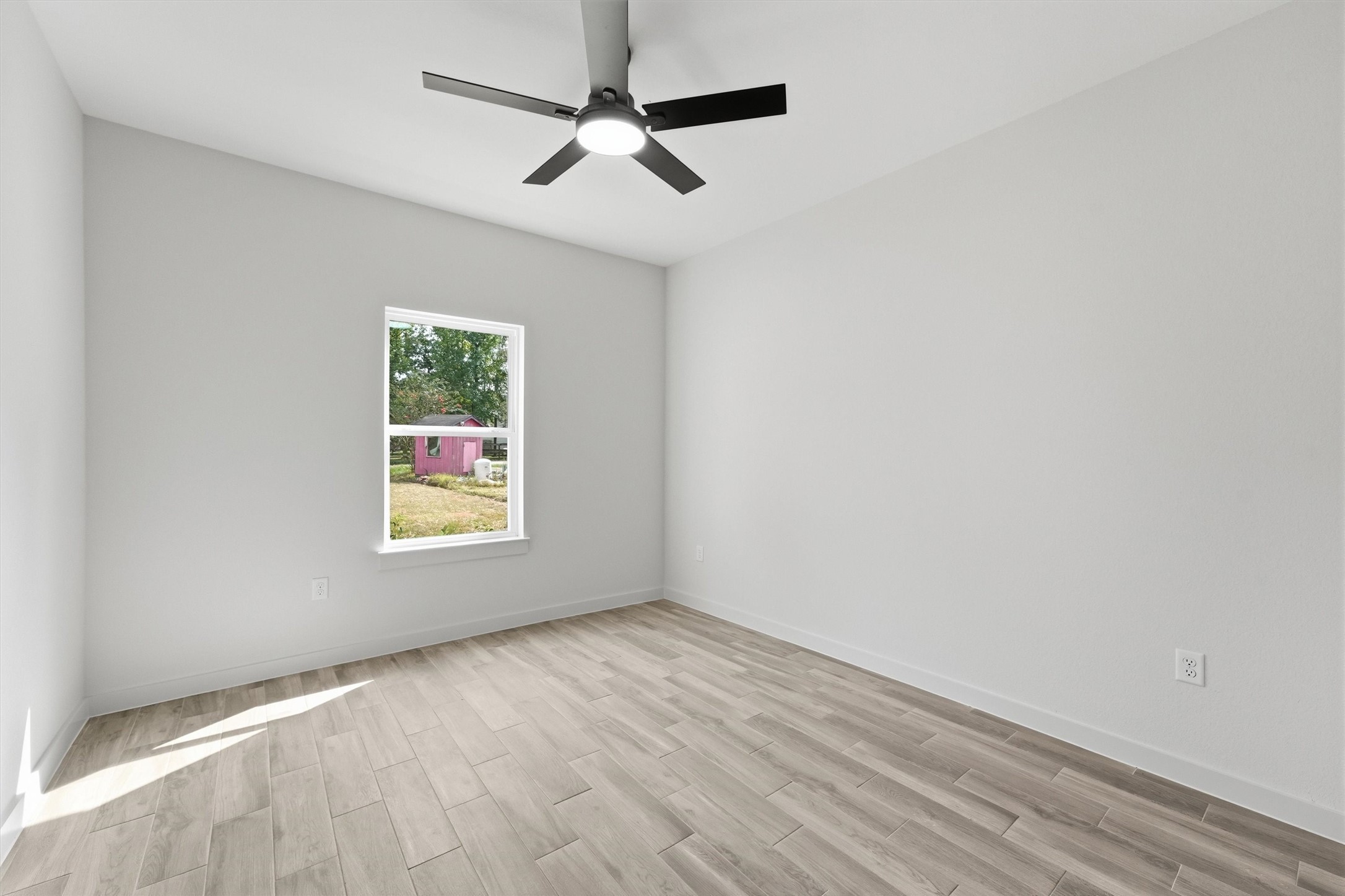 11909 Miller Circle Property Photo 15