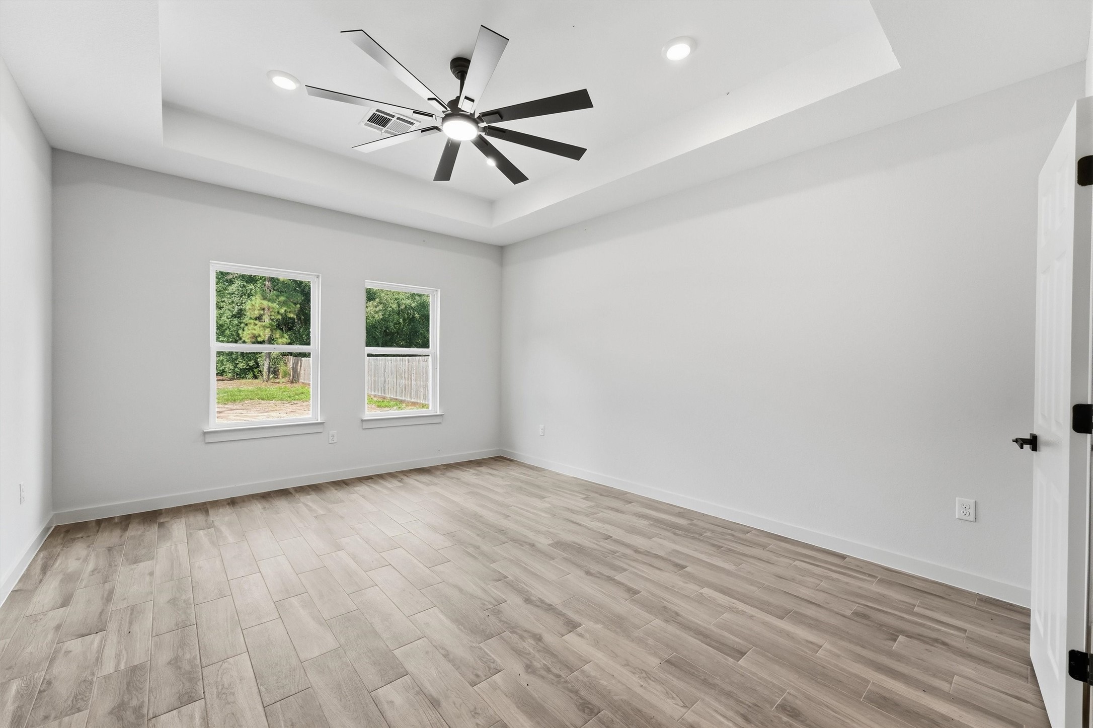 11909 Miller Circle Property Photo 16
