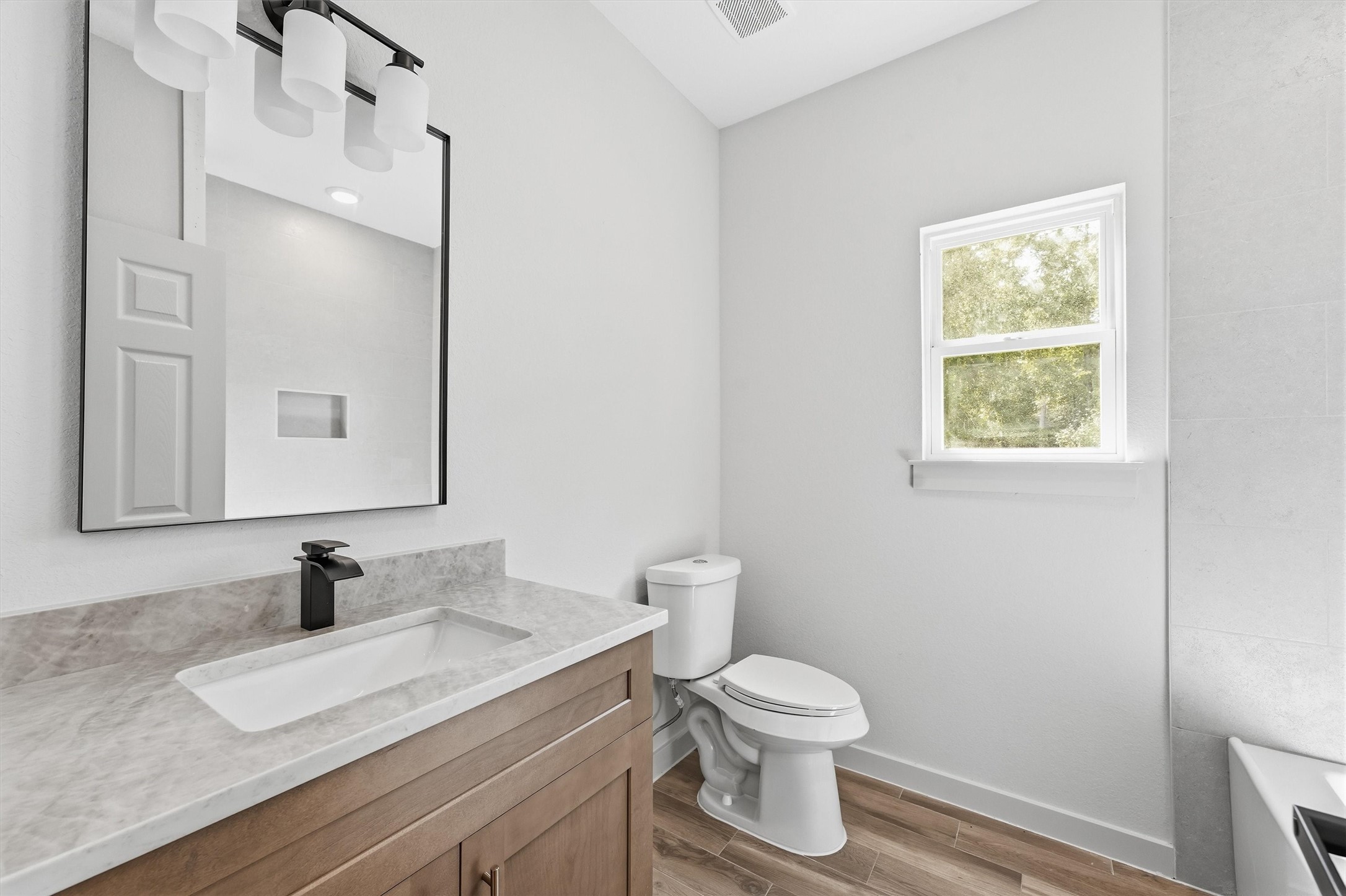 11909 Miller Circle Property Photo 20