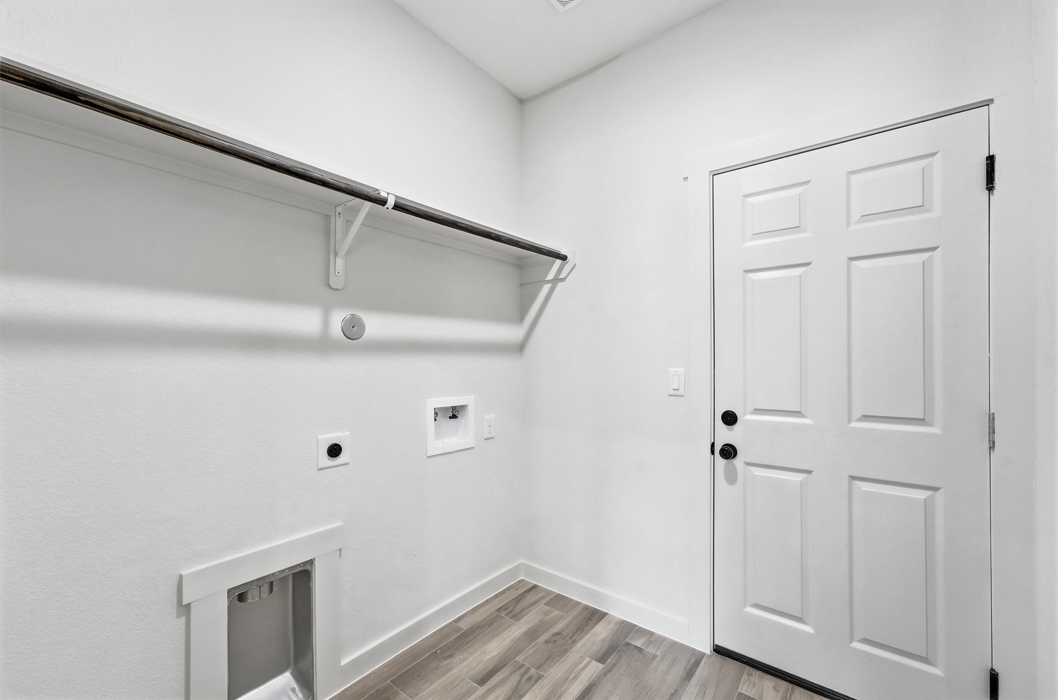 11909 Miller Circle Property Photo 22